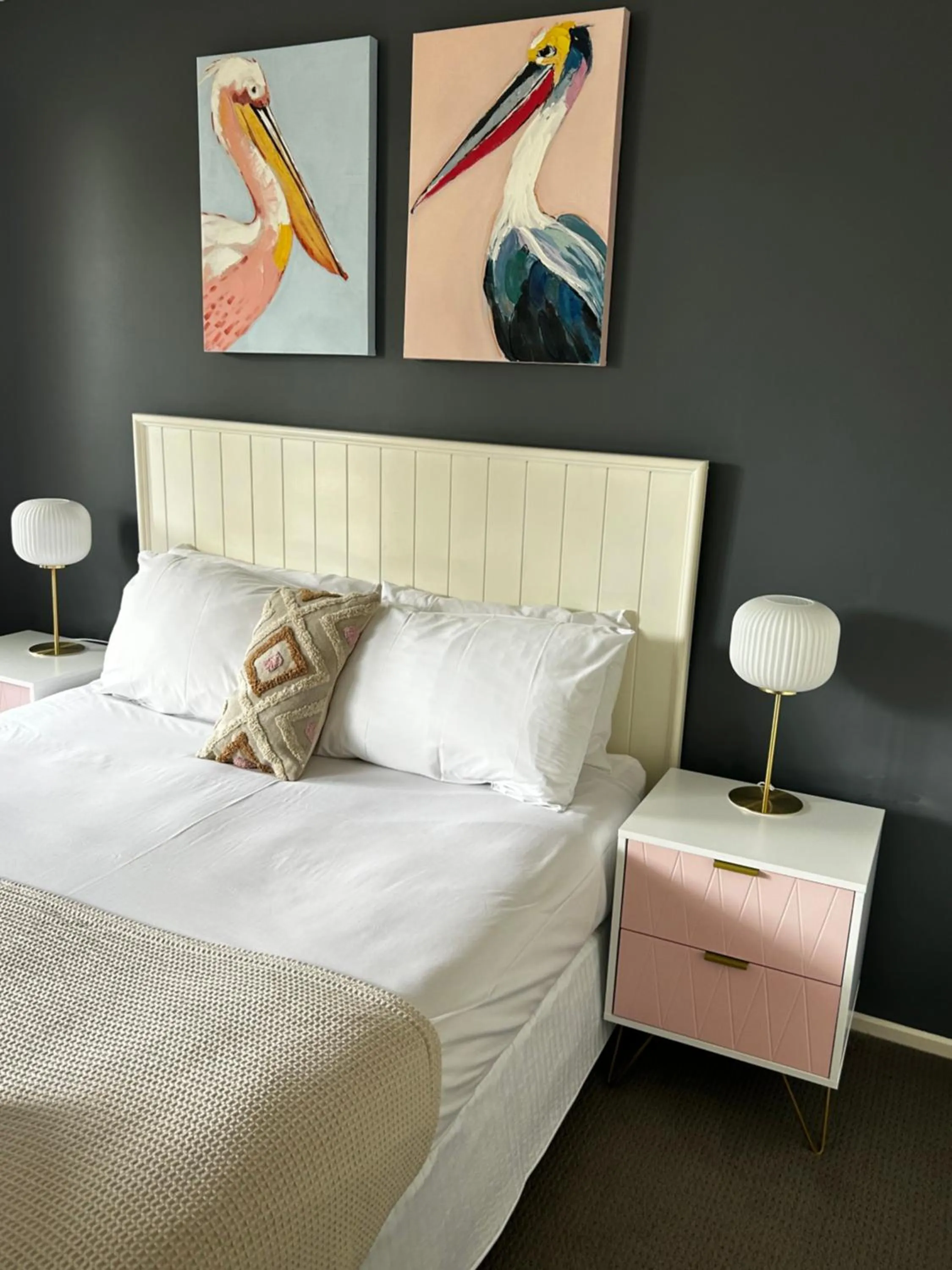 Bed in Apartments At Glen Isla