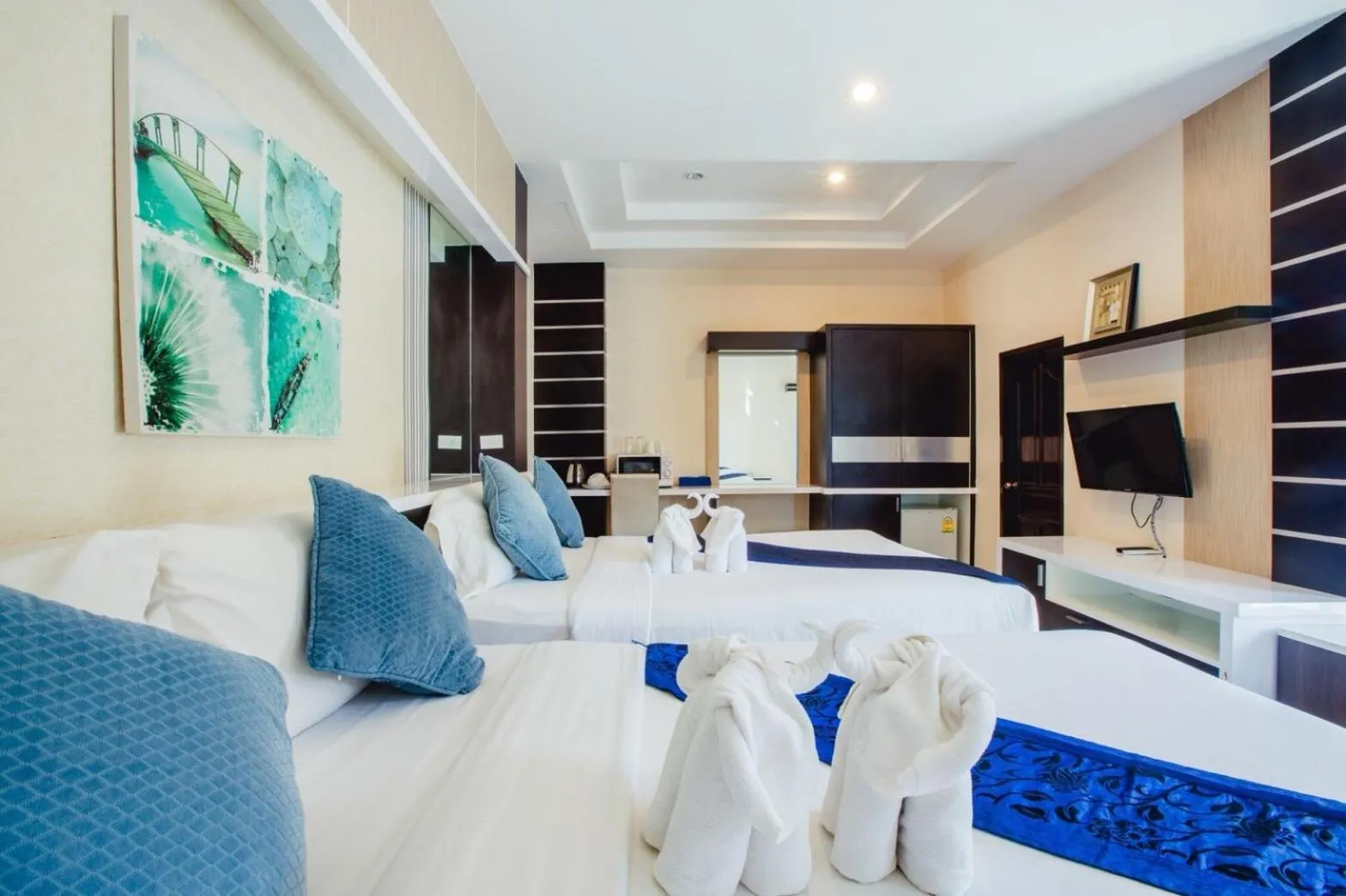 Bed in Excella Hotel