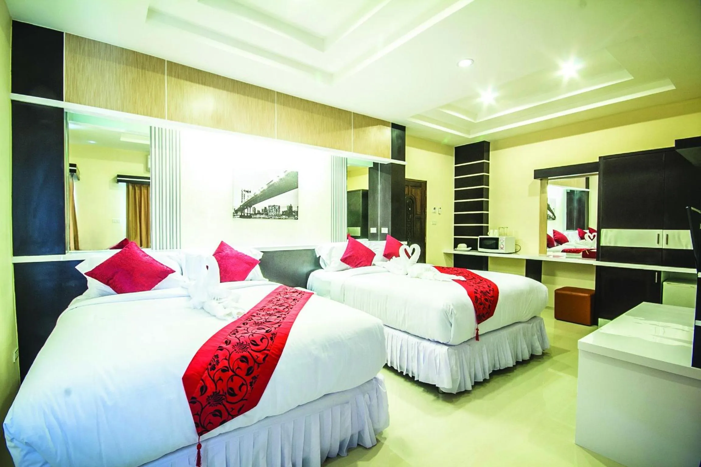 Photo of the whole room, Bed in Excella Hotel