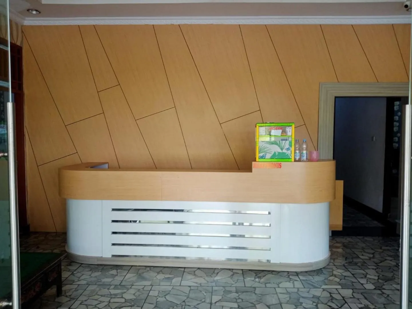 Lobby or reception in RedDoorz @ Pantai Panjang Bengkulu
