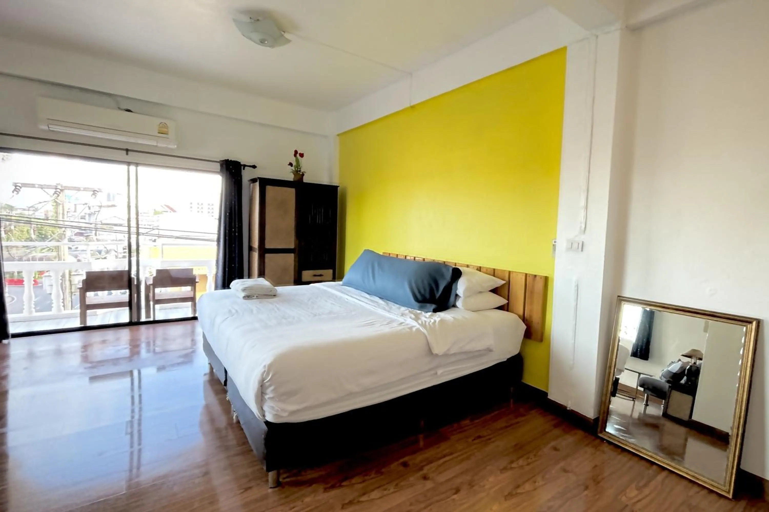 Bed in The Yak Cozy Chiang Mai