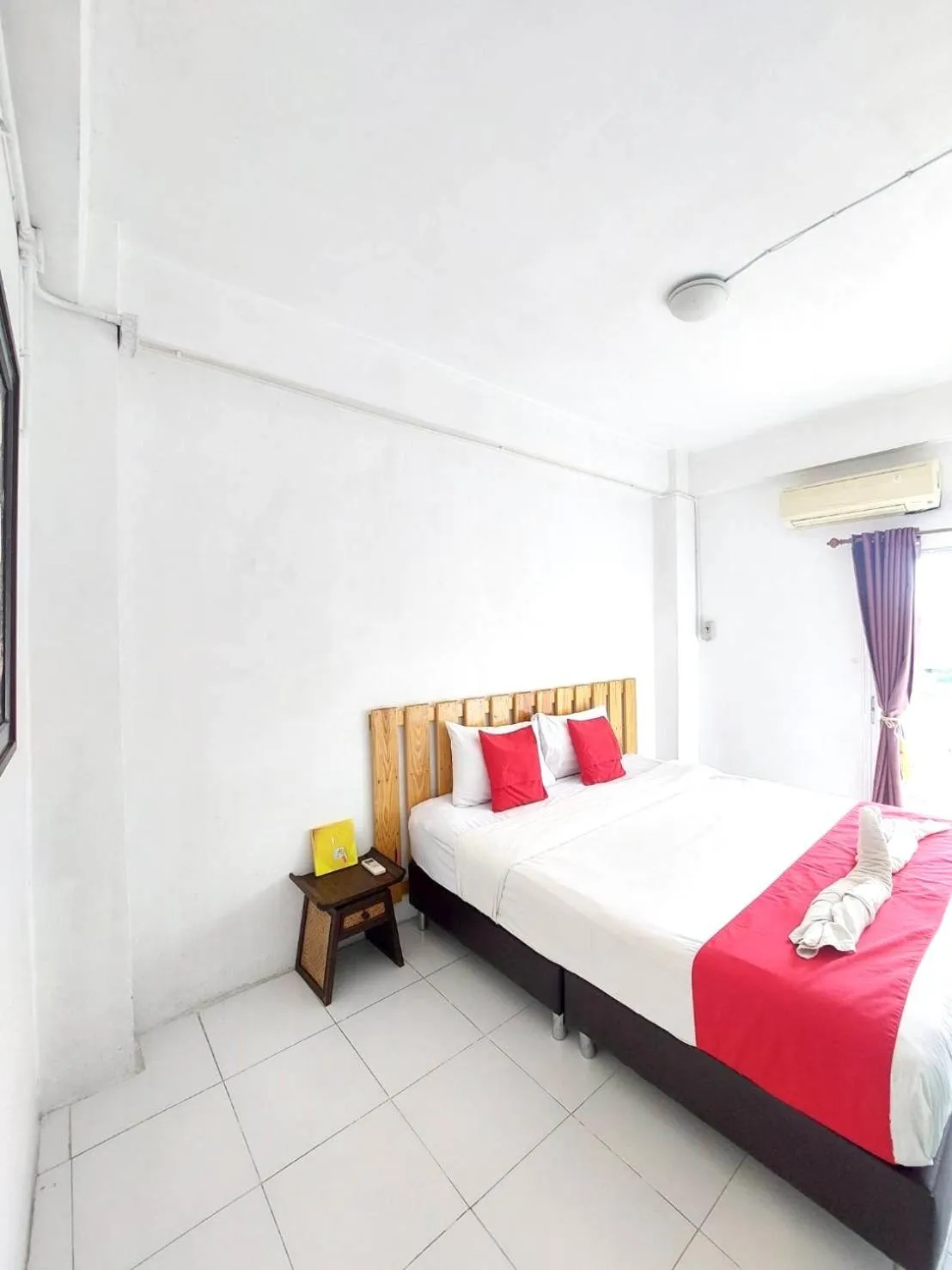 Bedroom, Bed in The Yak Cozy Chiang Mai