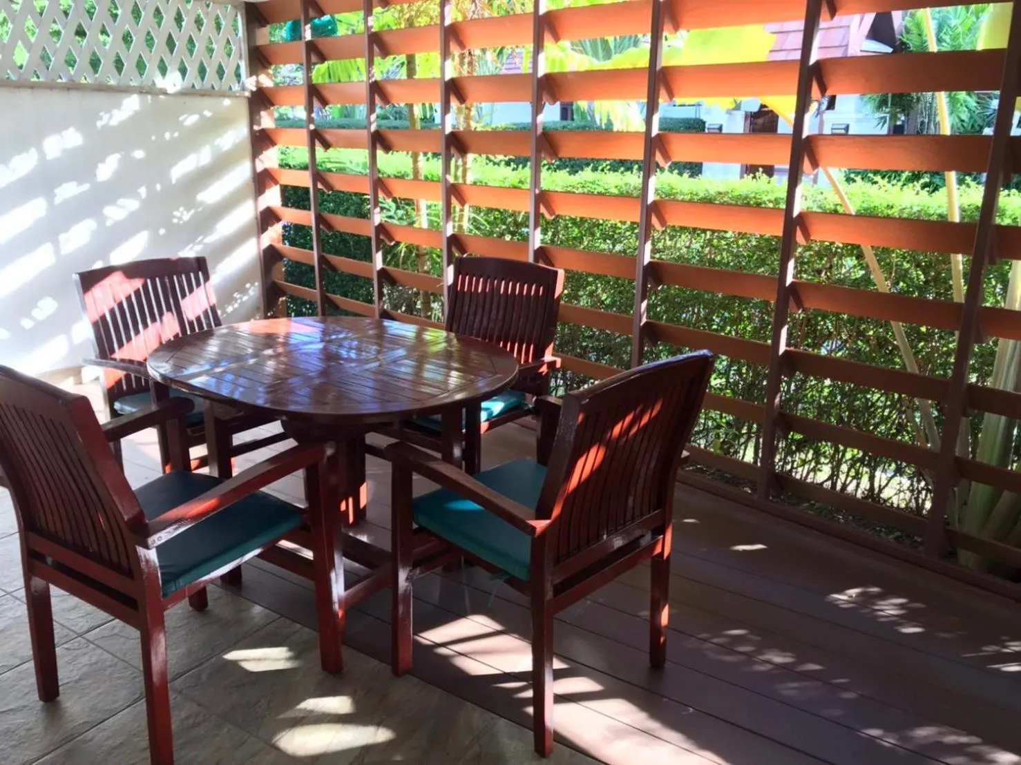 VIP Chain Resort Pool Villa