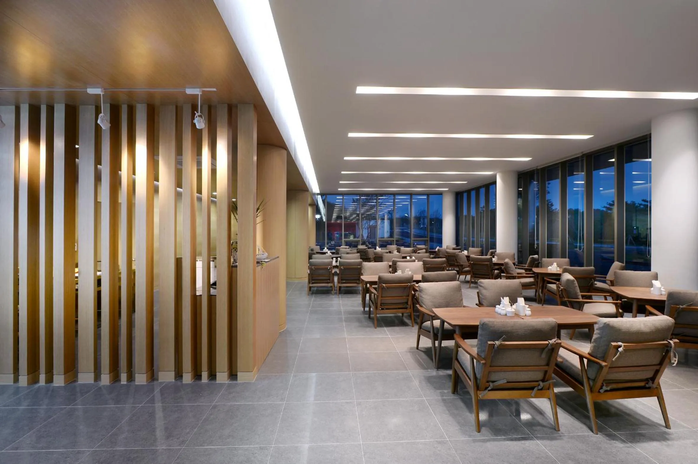 Restaurant/places to eat in Jeju Aerospace Hotel