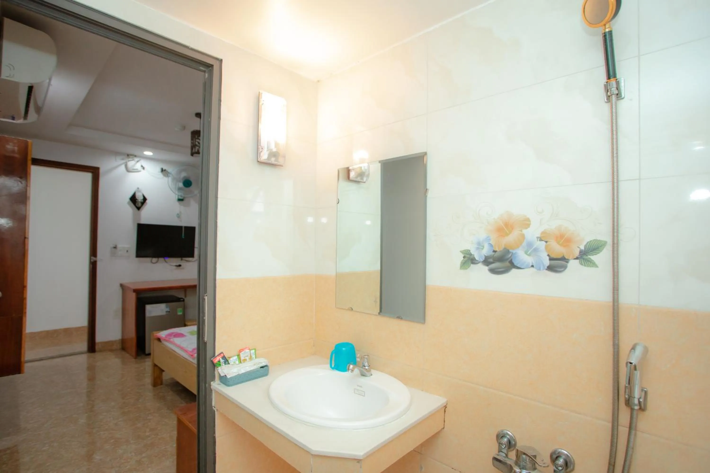 Bathroom in KHÁNH GIA HOTEL