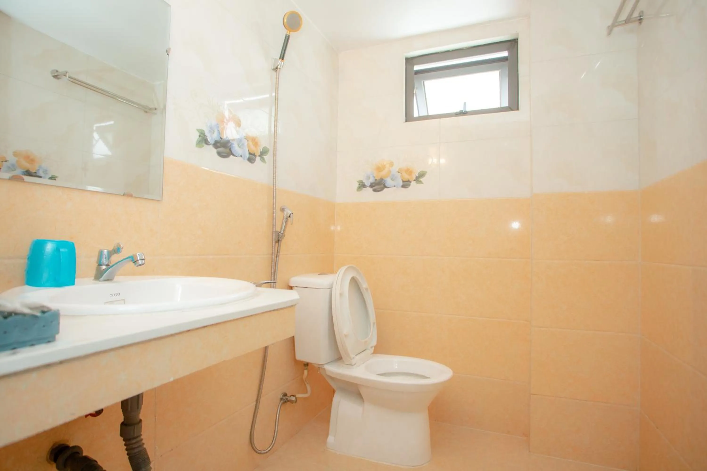 Bathroom in KHÁNH GIA HOTEL