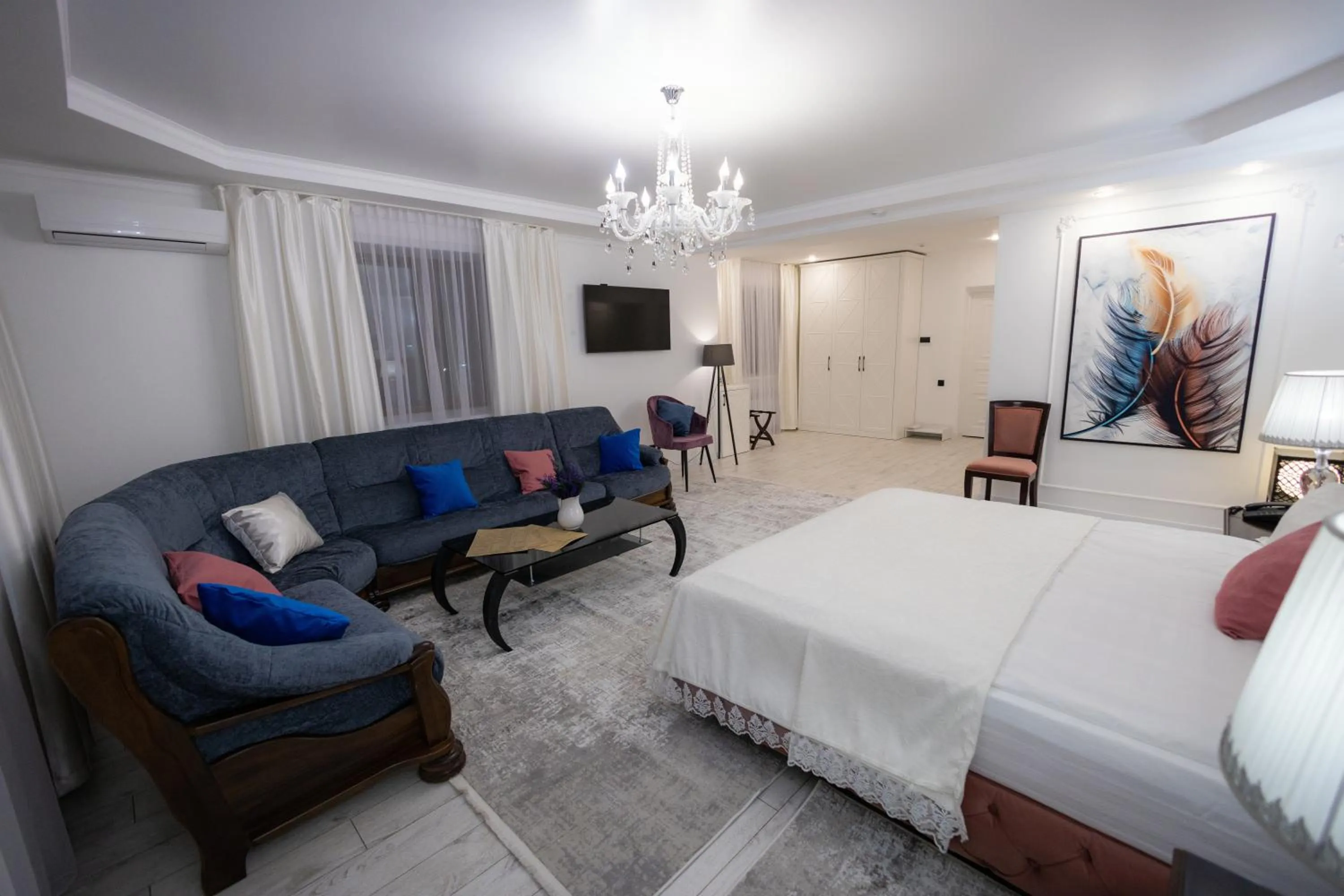 Bed in Metelitsa Hotel