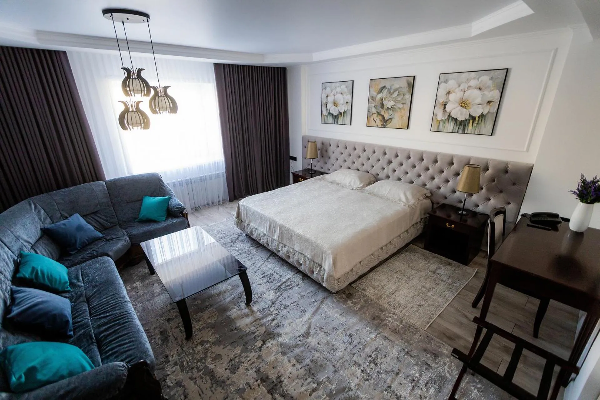 Bed in Metelitsa Hotel