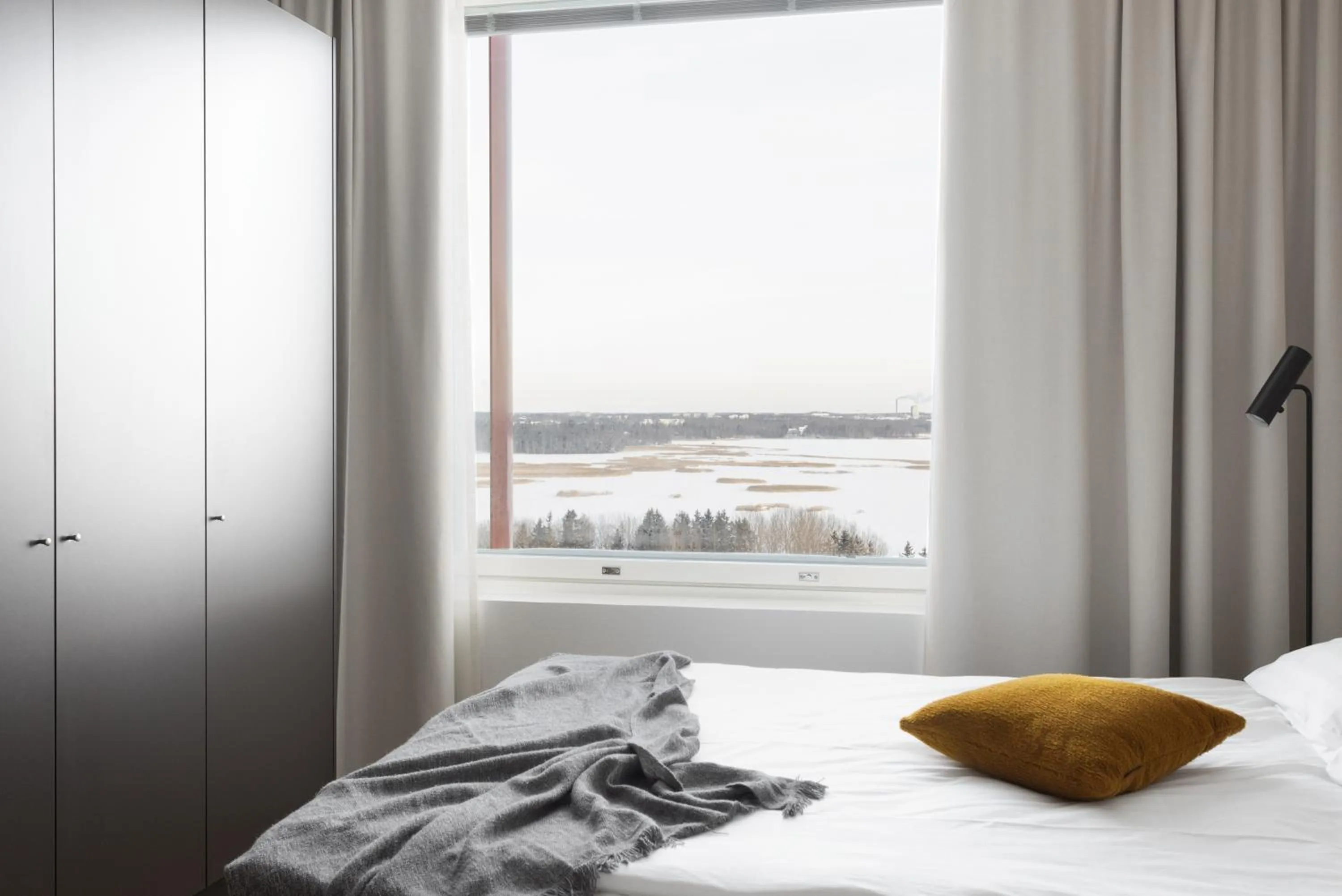 Bed in Noli Otaniemi