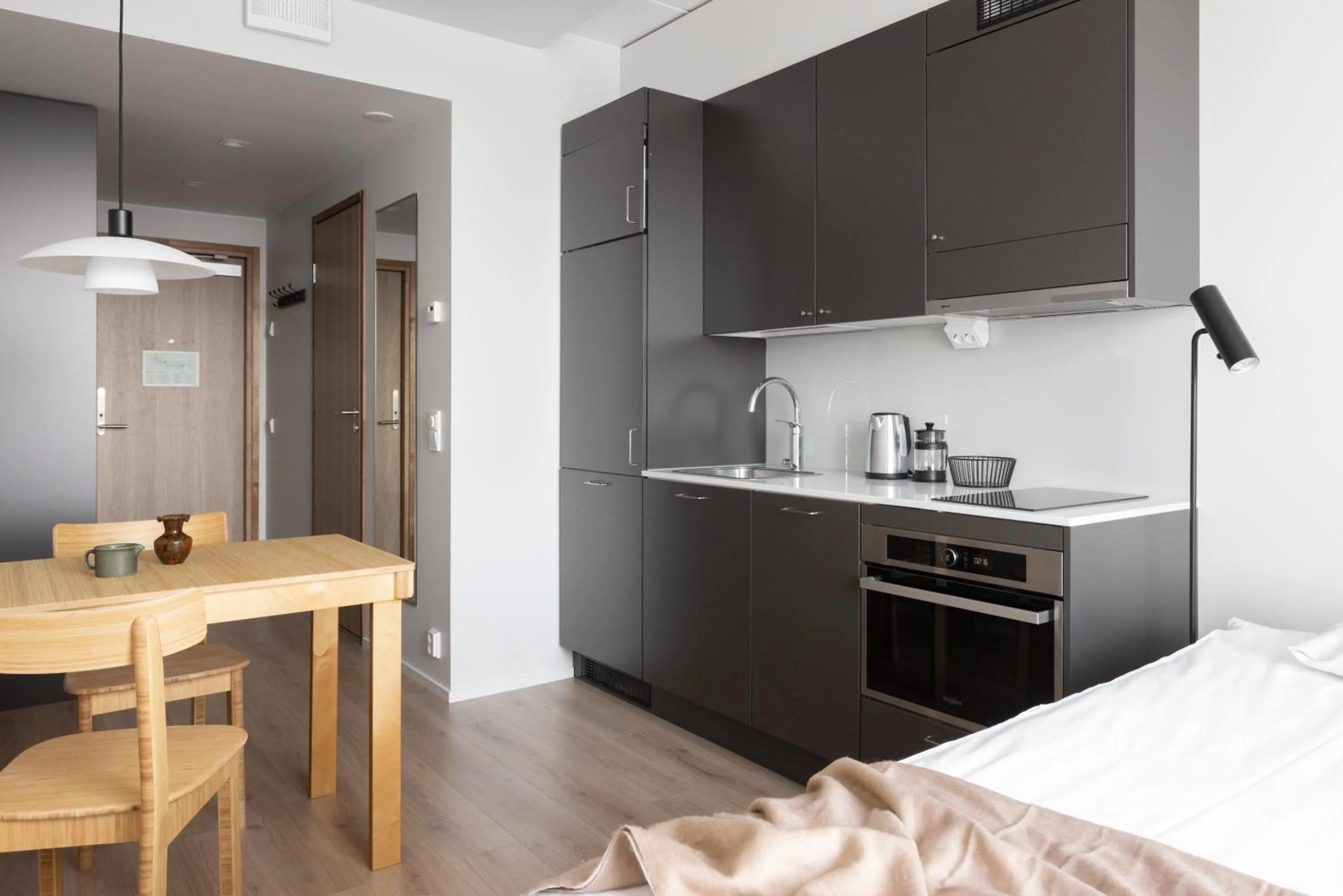 Coffee/tea facilities, Bed in Noli Otaniemi