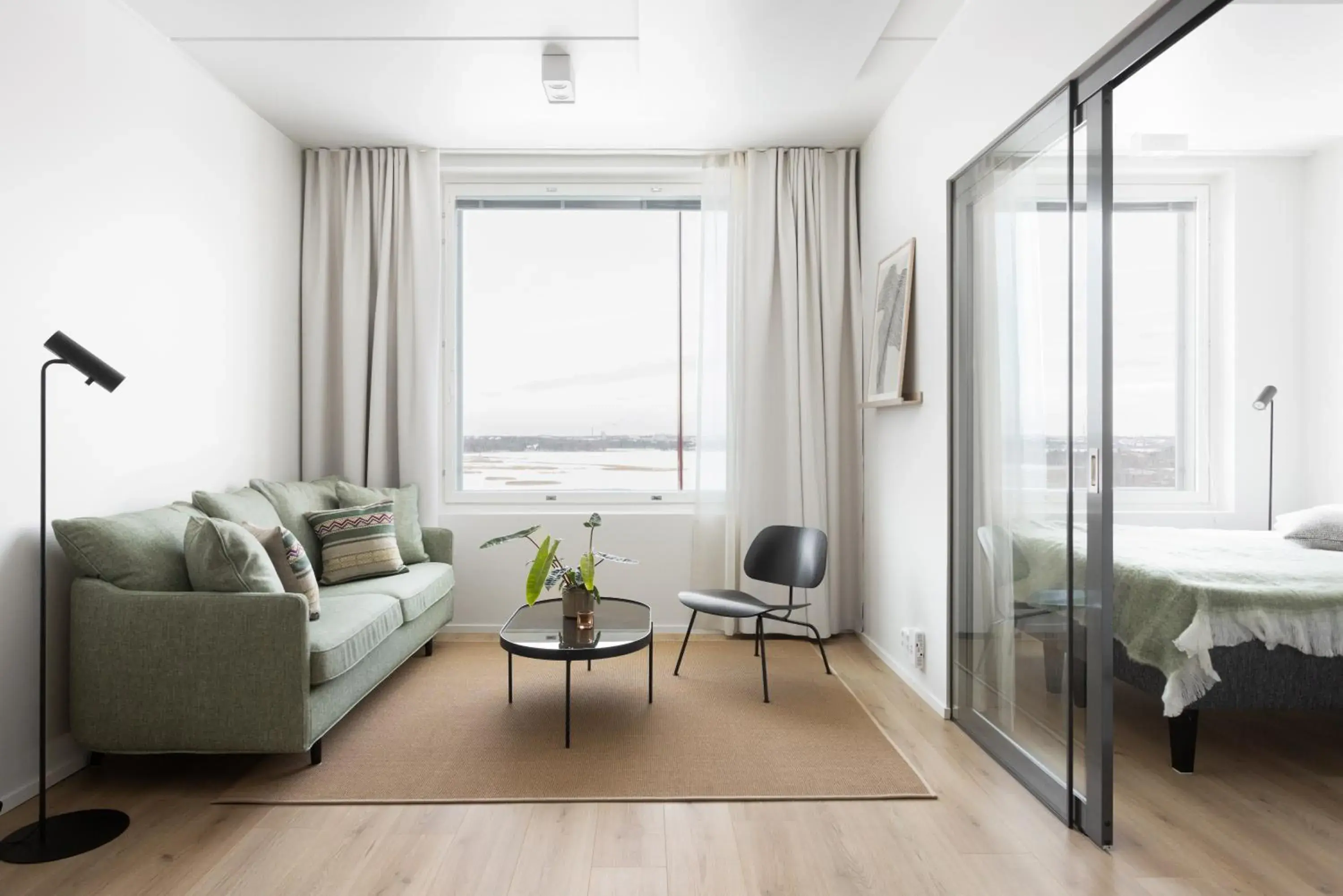 Large-studio with a sea view for four in Noli Otaniemi Large-studio with a sea view for four in Noli Otaniemi