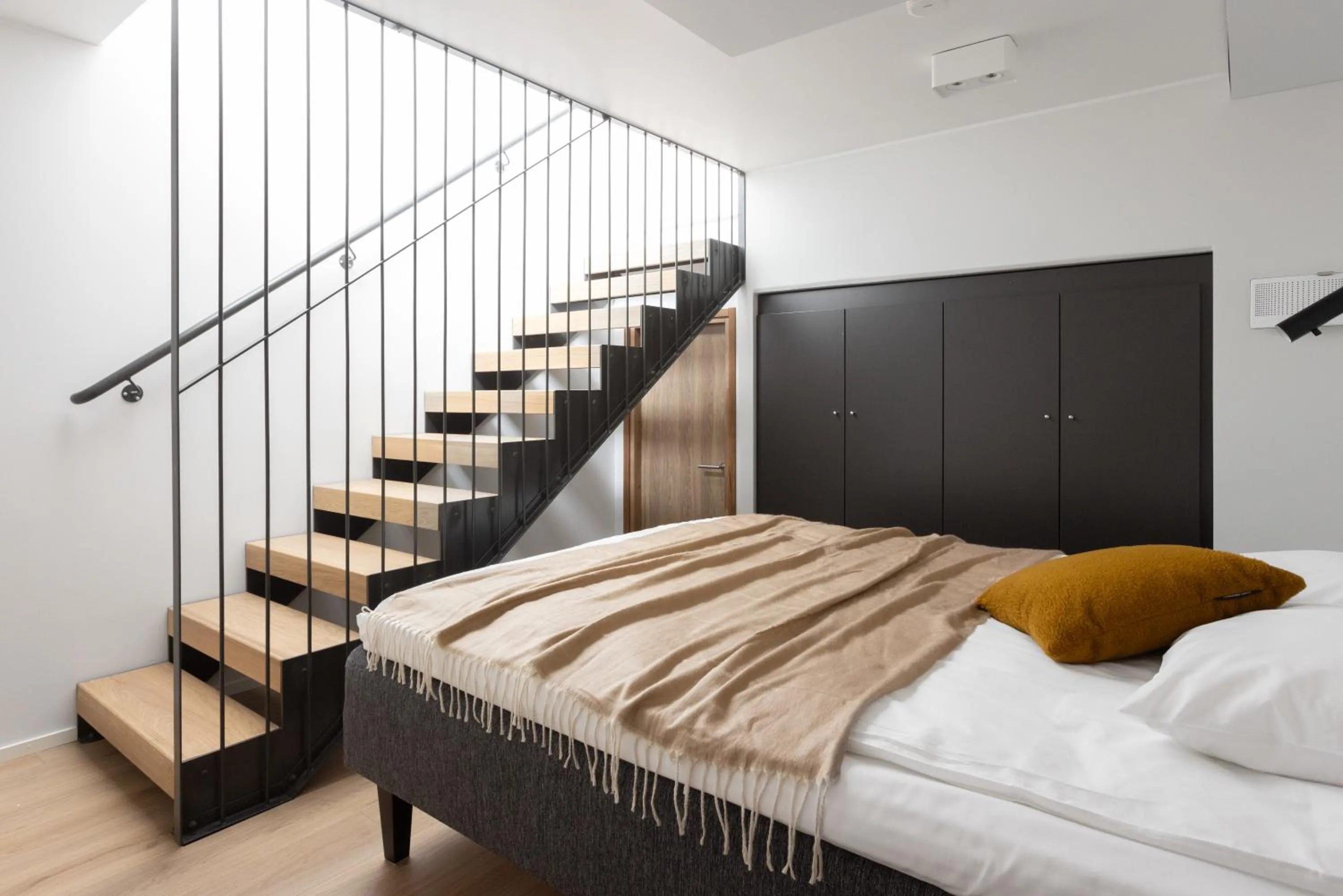 Bed in Noli Otaniemi