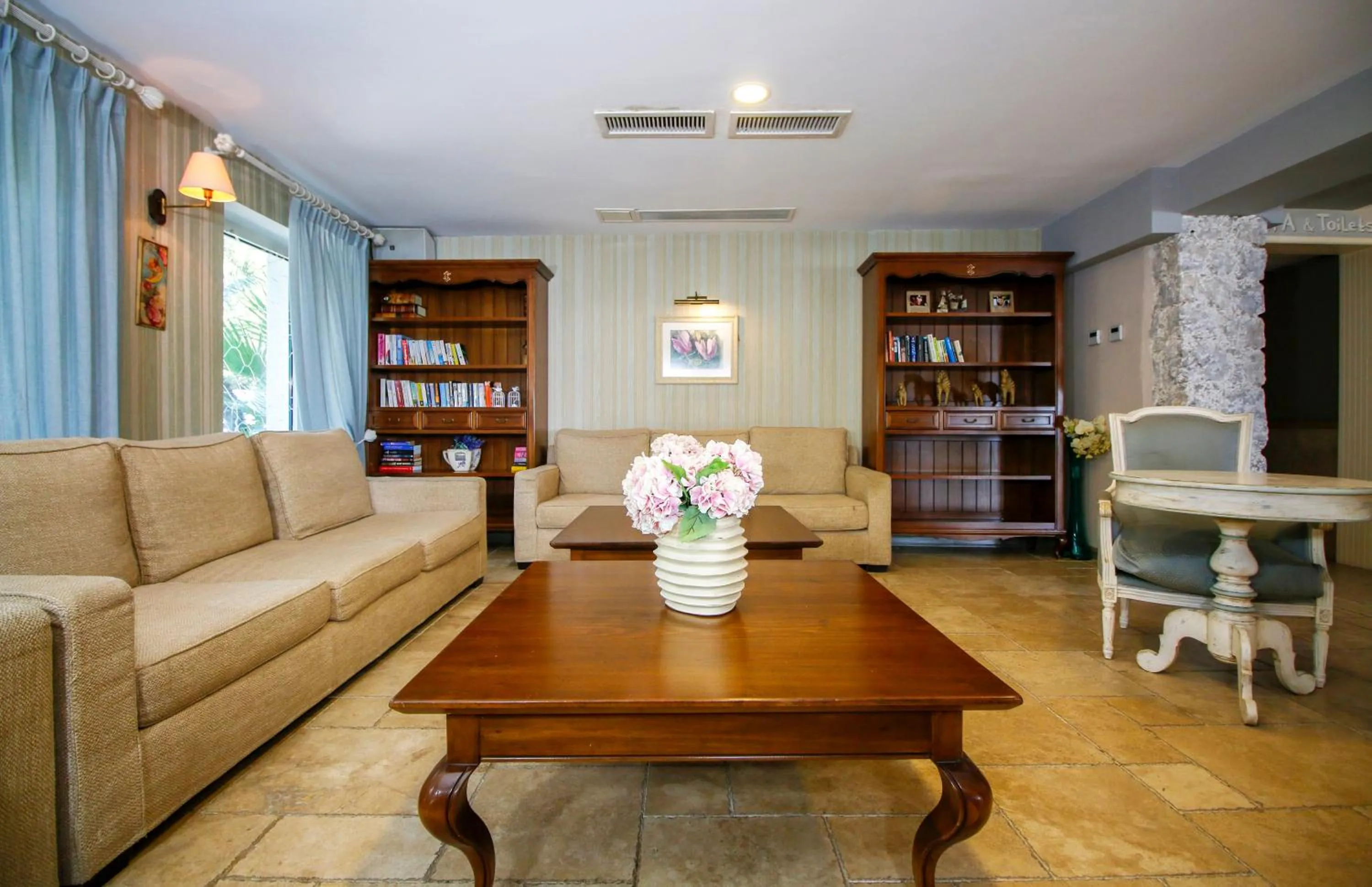 Lobby or reception in Joya Del Mar Hotel