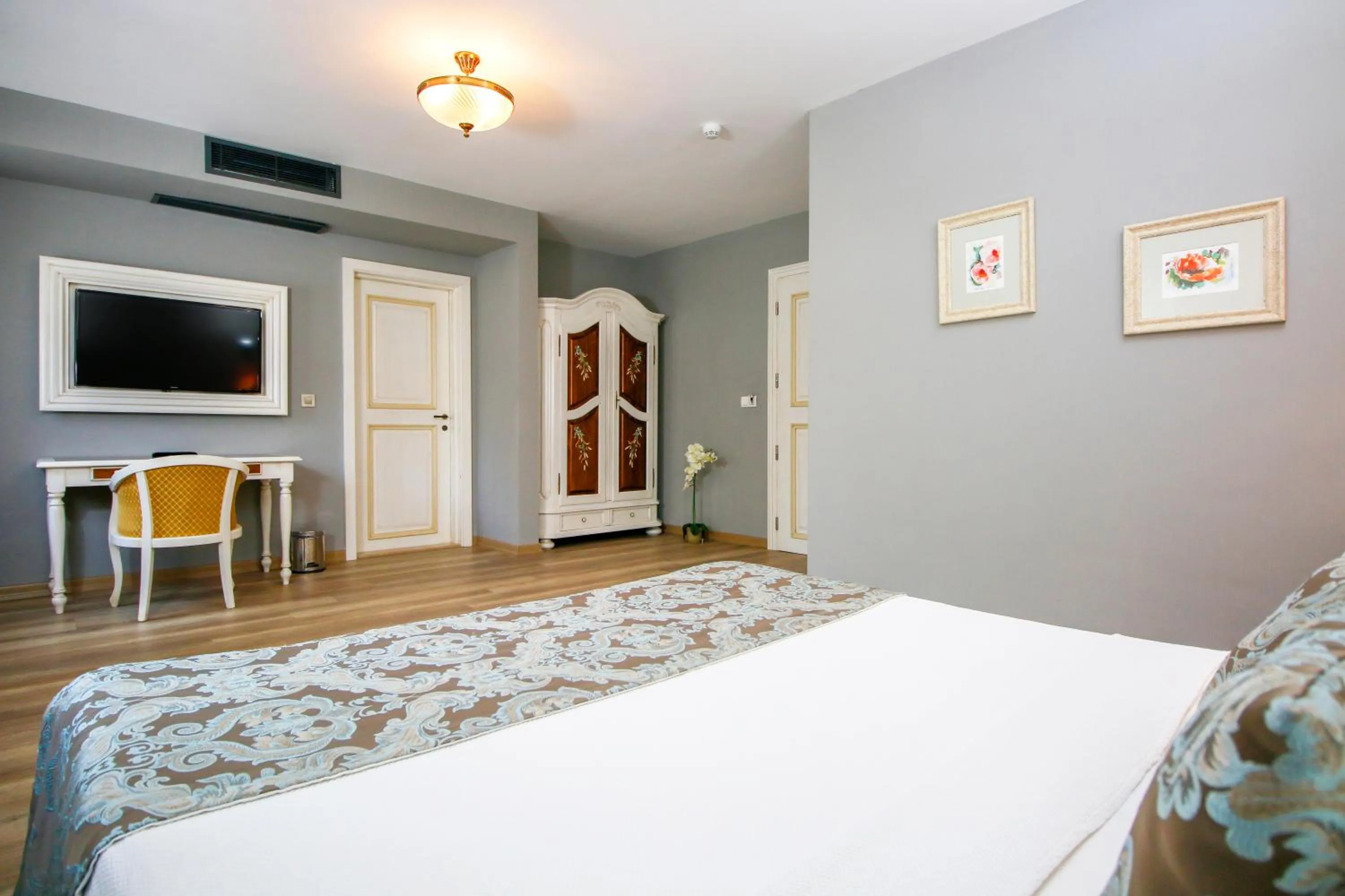 Bedroom, Bed in Joya Del Mar Hotel