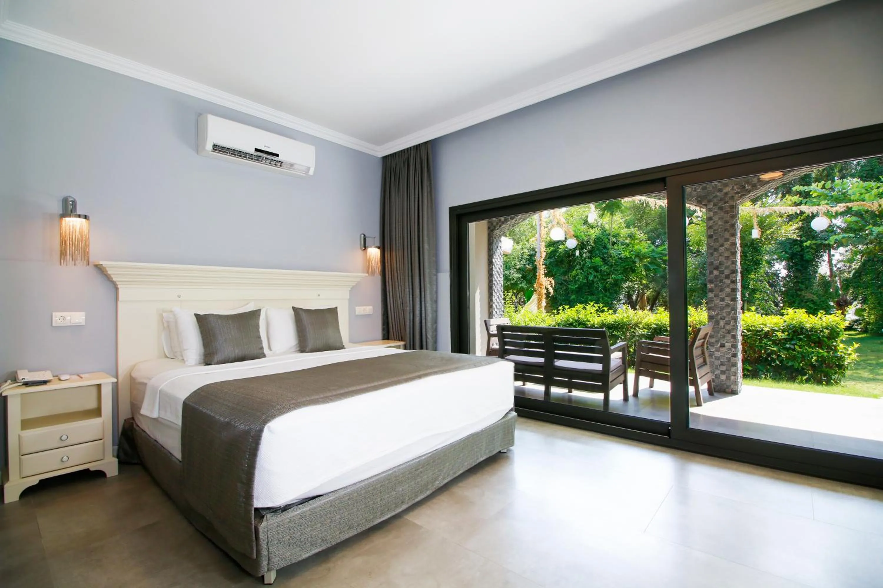 Bedroom, Bed in Joya Del Mar Hotel