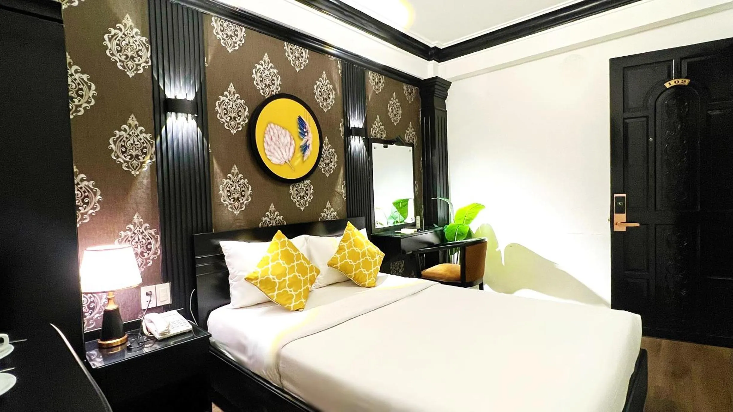 Bed in ROSA ZEN Hotel Spa