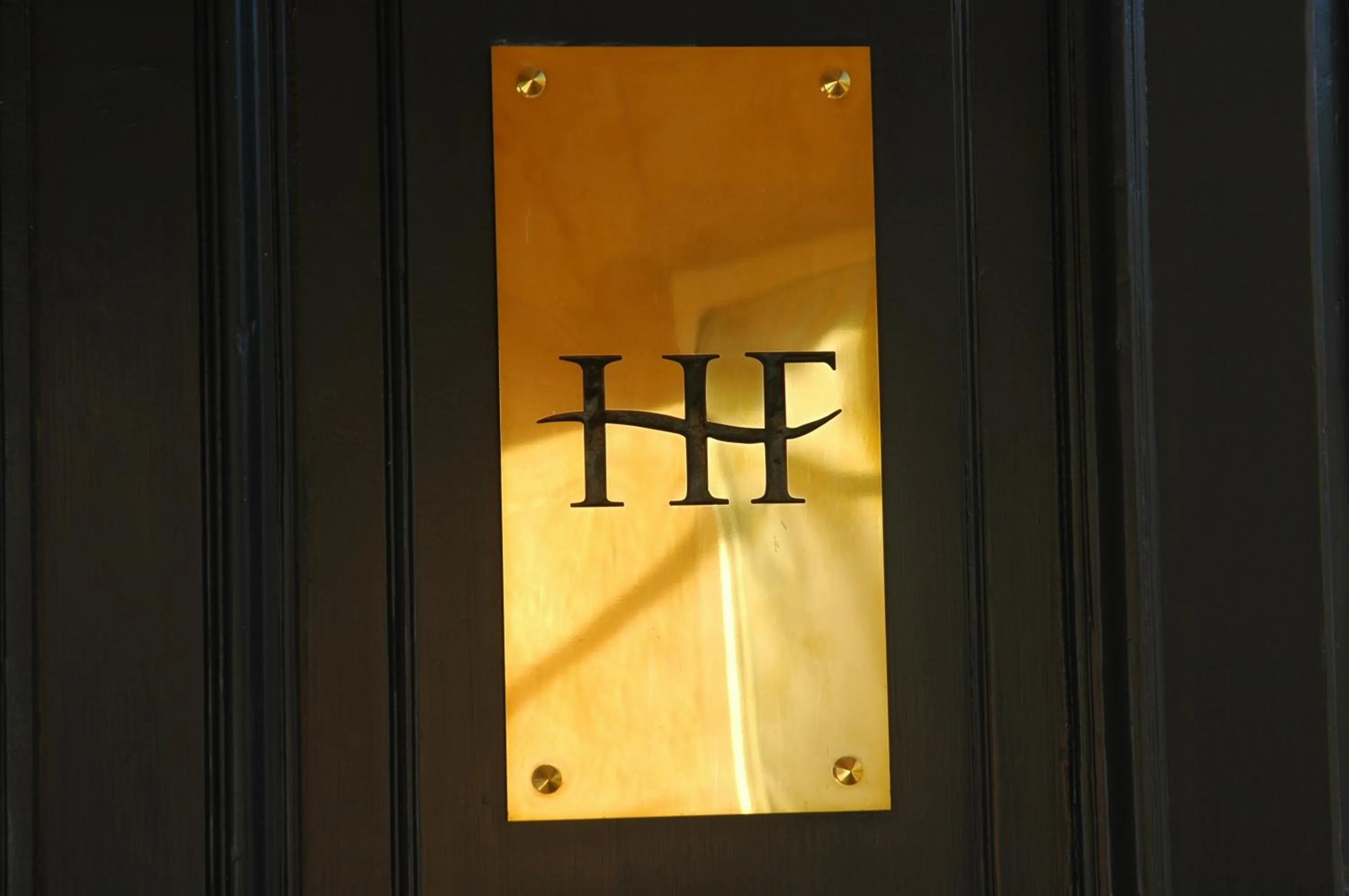 Facade/entrance in Hôtel de France