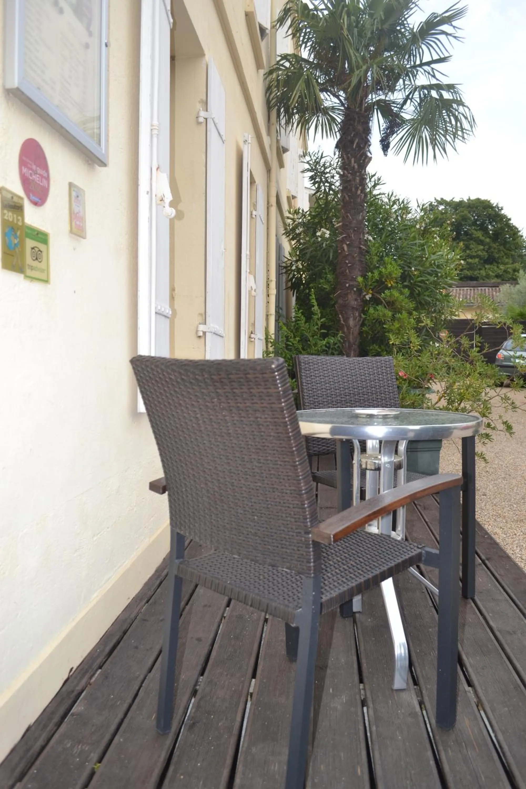 Patio in Hôtel de France
