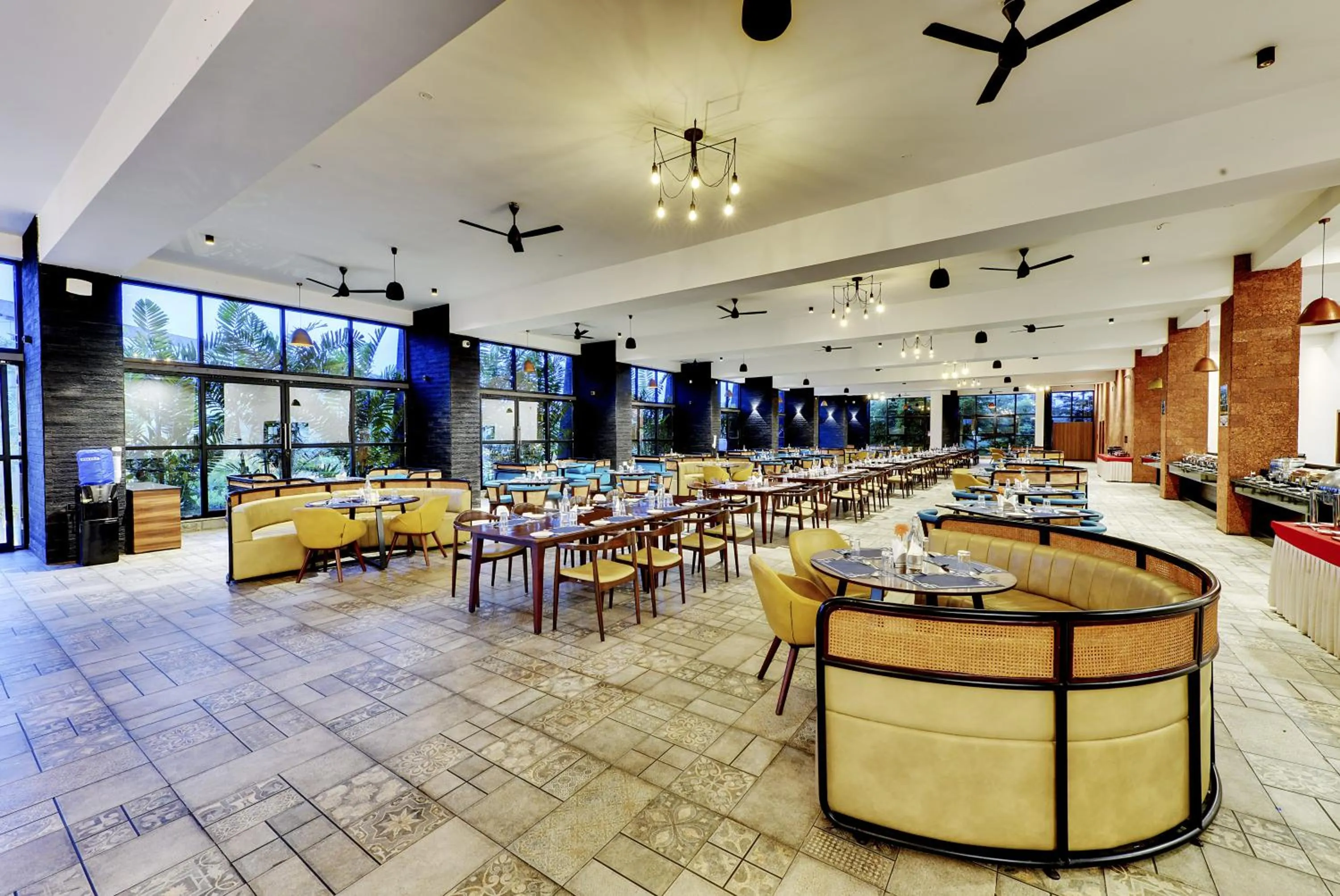 Restaurant/places to eat in Sportico Resort Bangalore