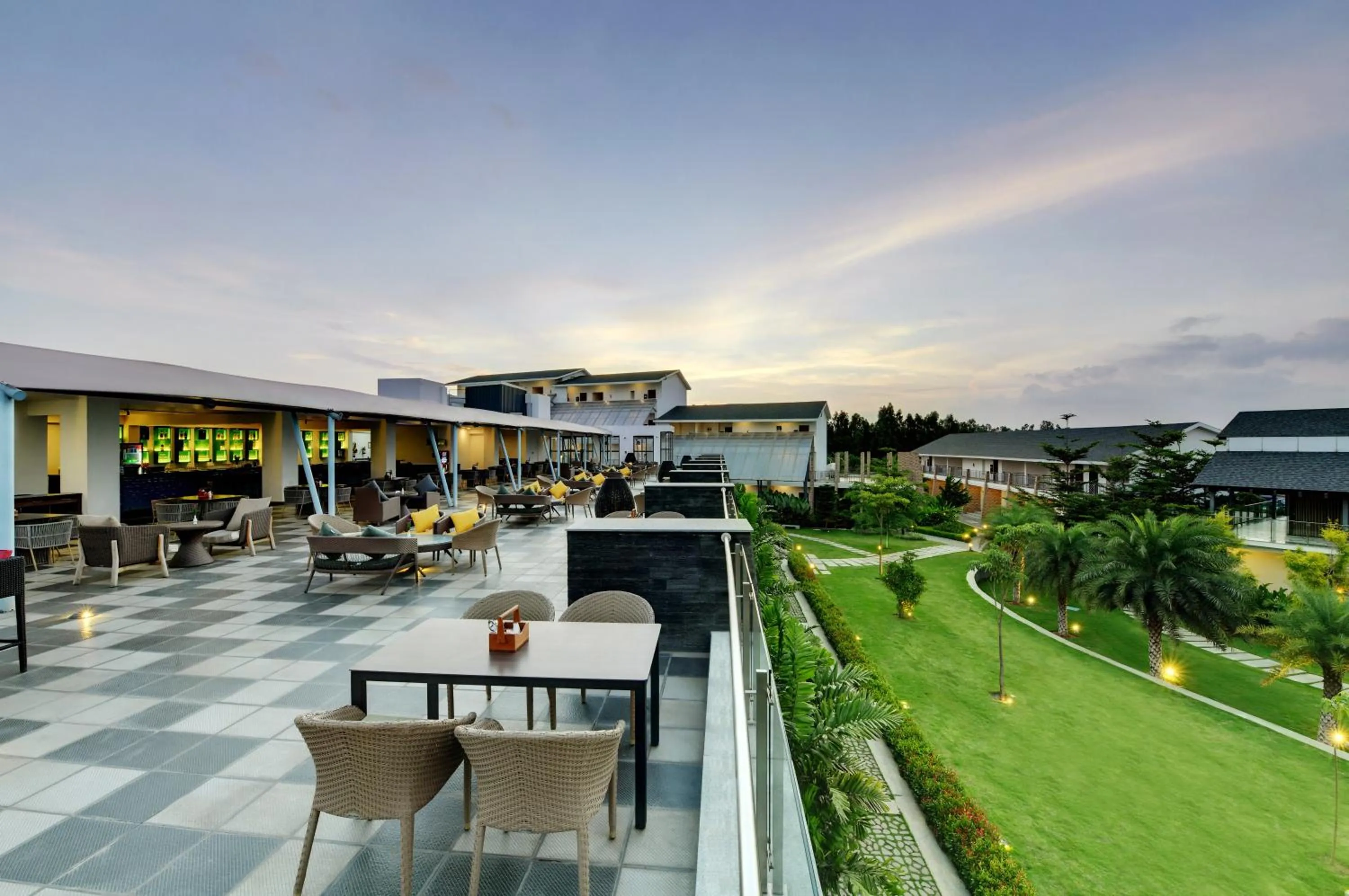 Lounge or bar in Sportico Resort Bangalore