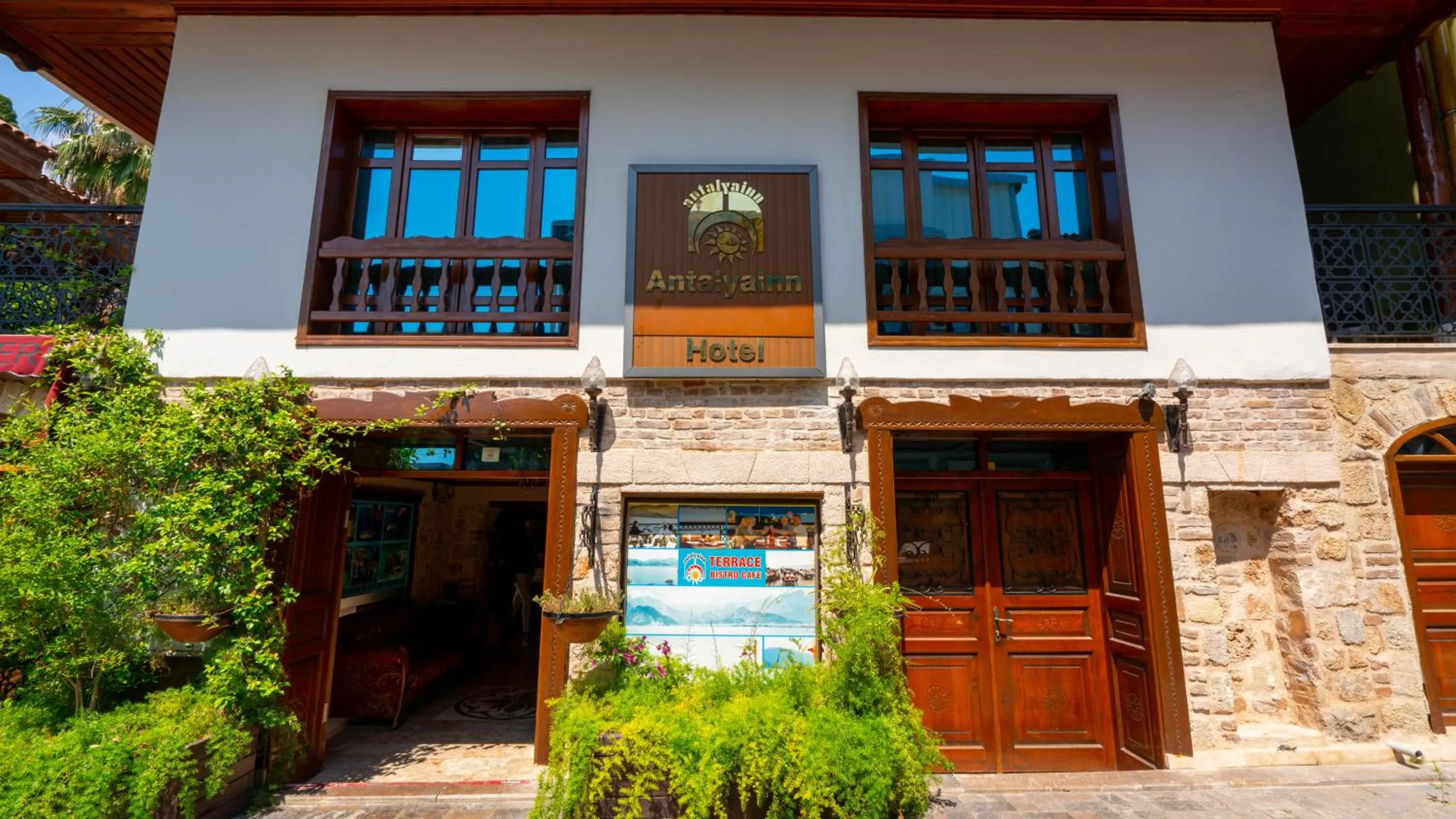 Facade/entrance in Antalya Inn Hotel