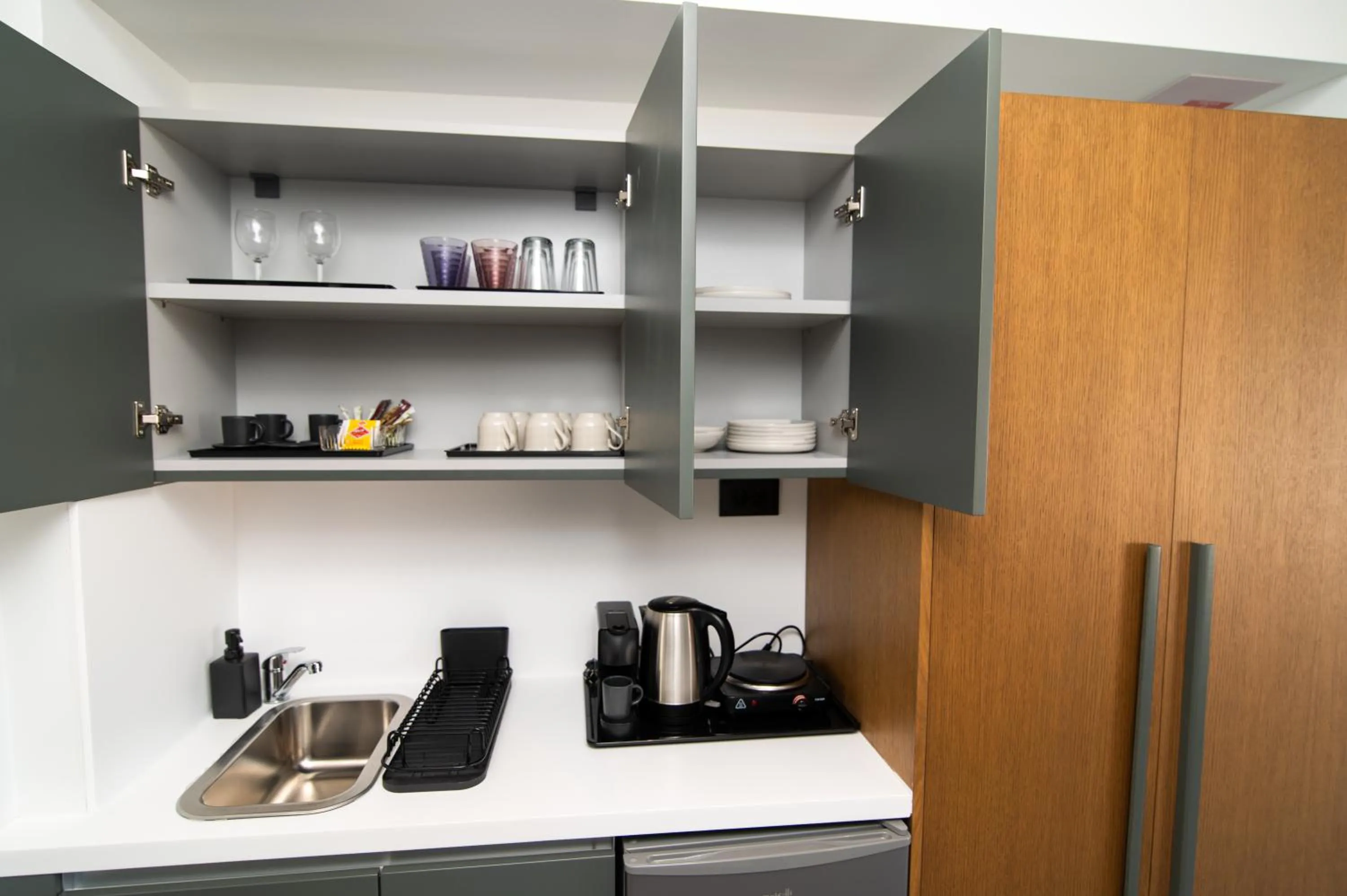 Coffee/tea facilities in Jasmine Hotel Apartments