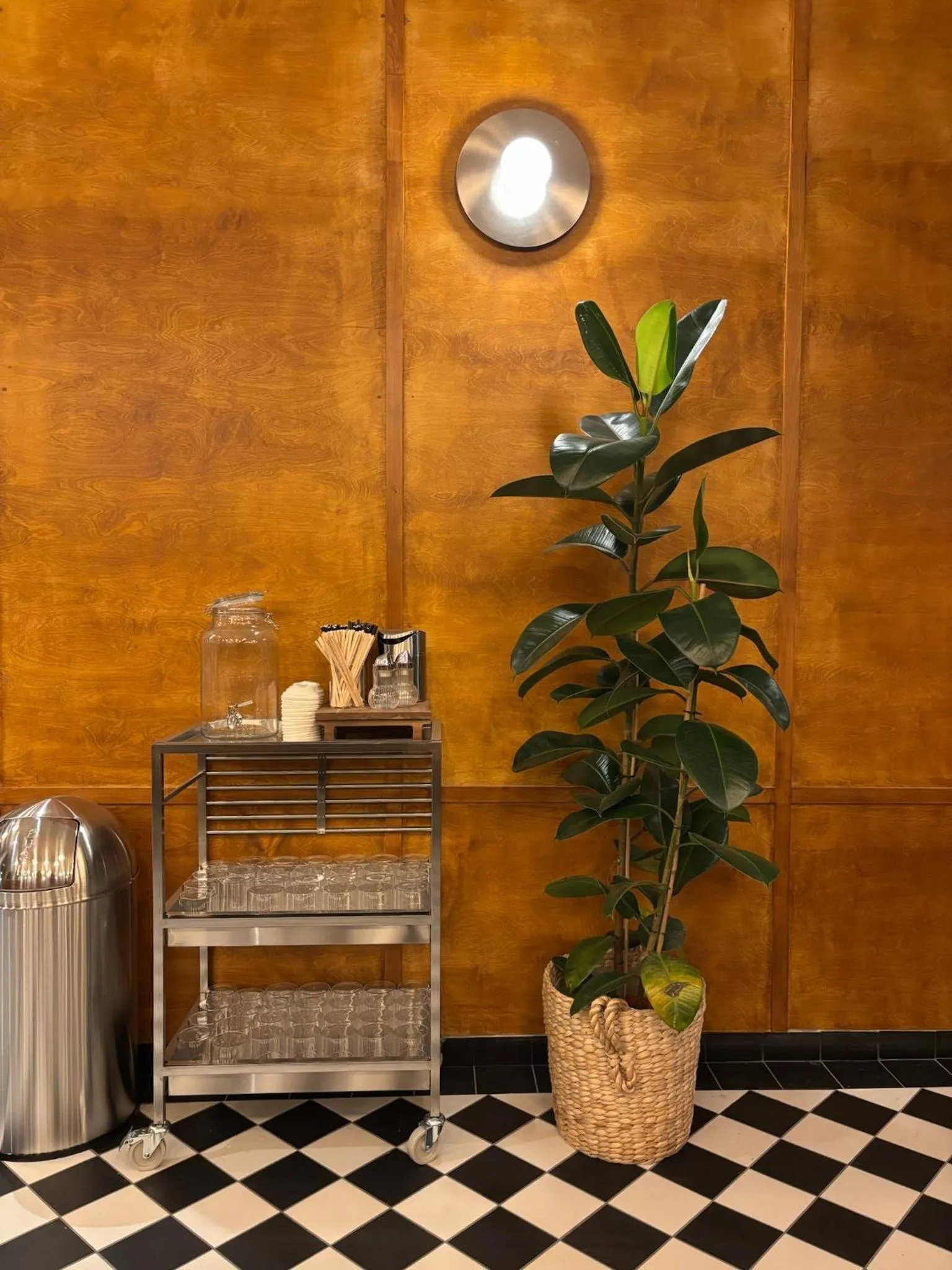 Coffee/tea facilities in The Charming by Curt Suites