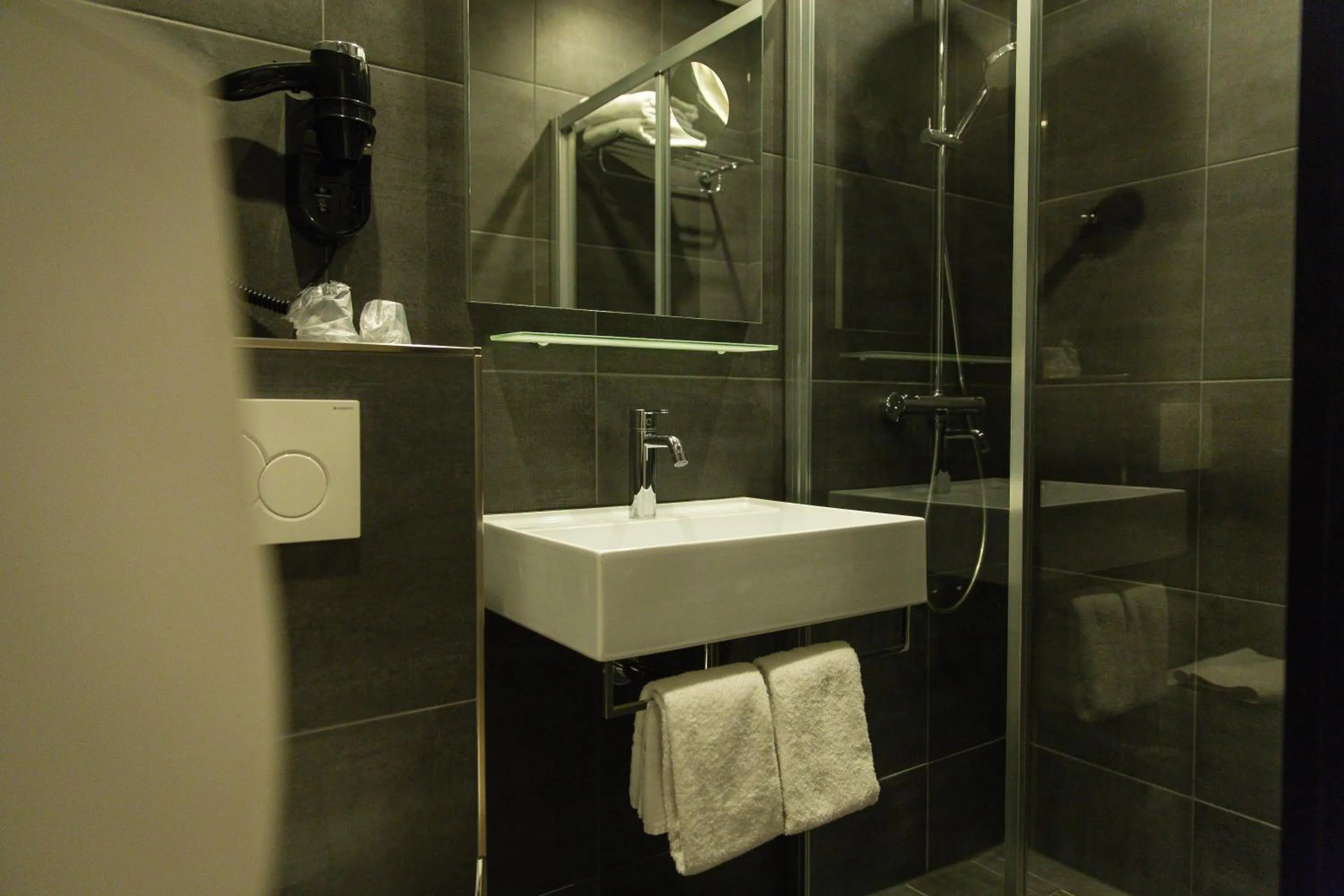 Bathroom in ´t Wapen van Marion