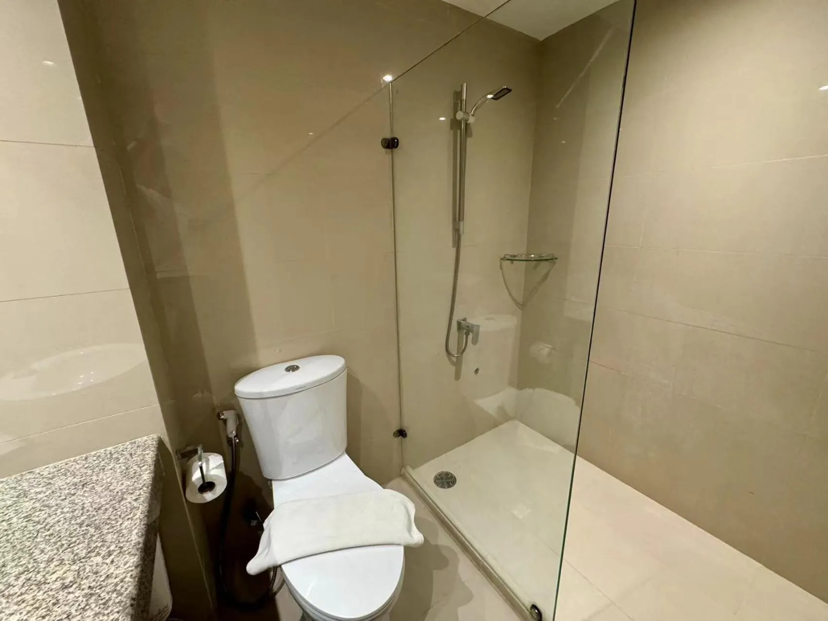 Bathroom in Thomson Hotel Huamark