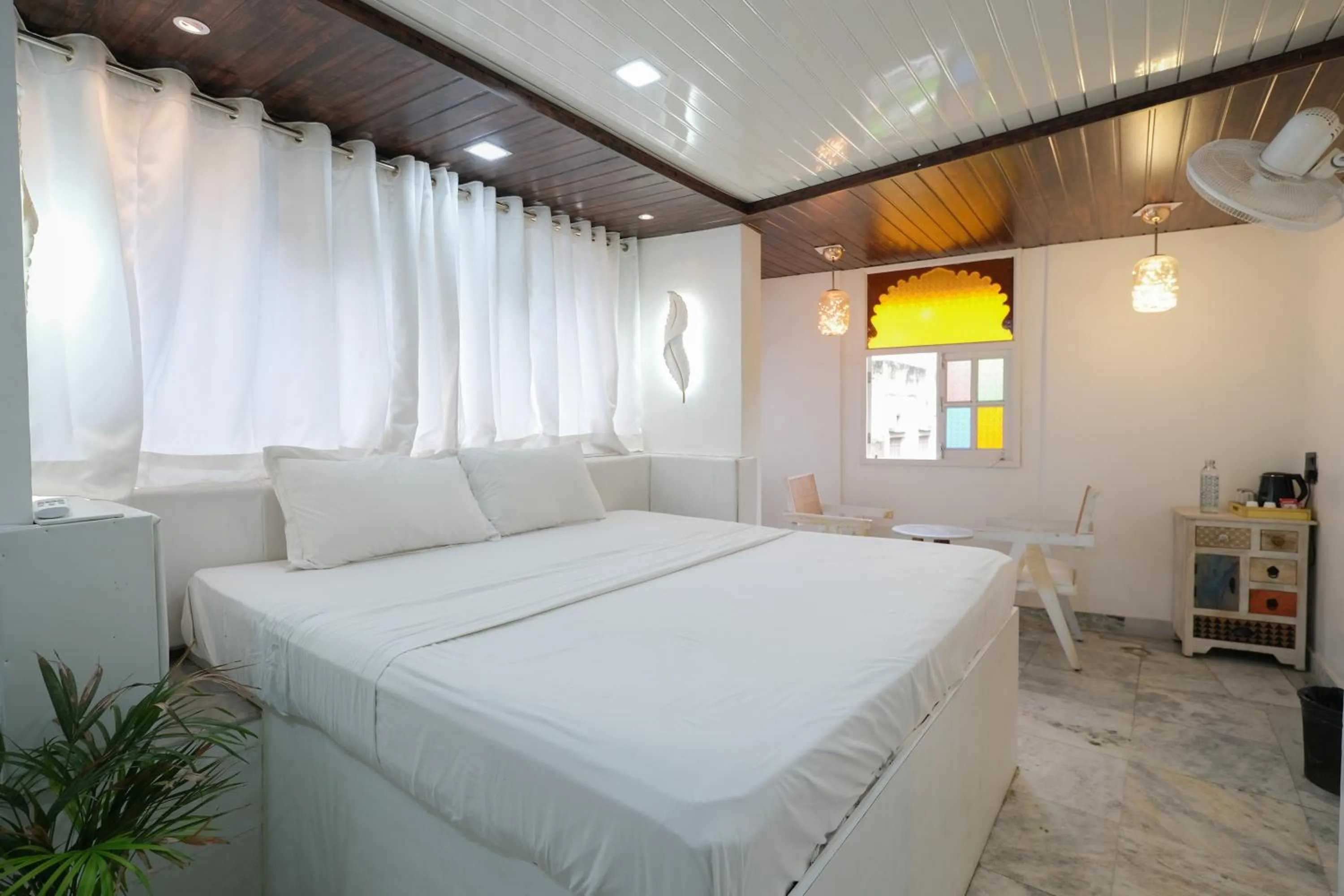 Bed in 3 Raahi Udaipur