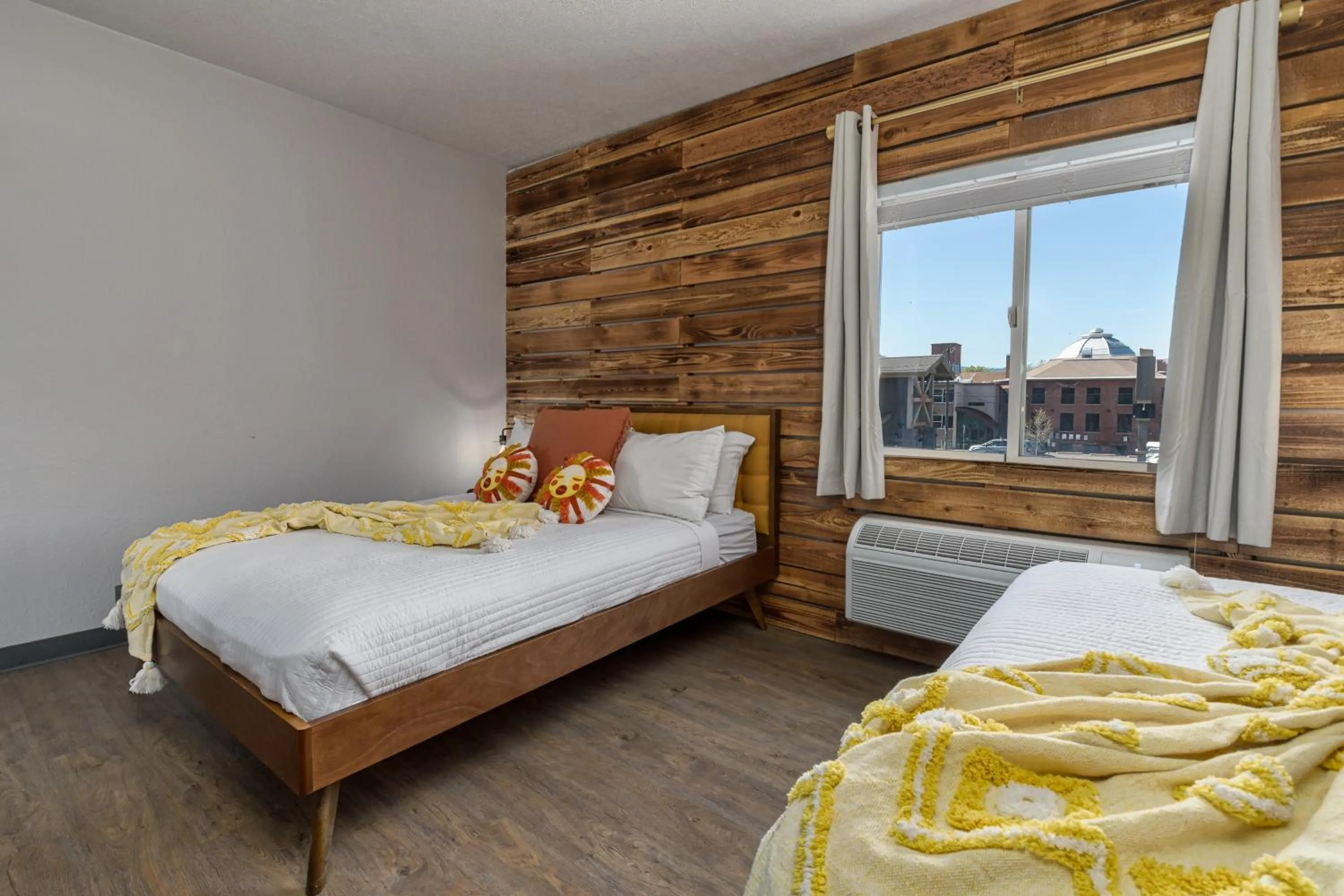 Photo of the whole room in Bel Aire Motel