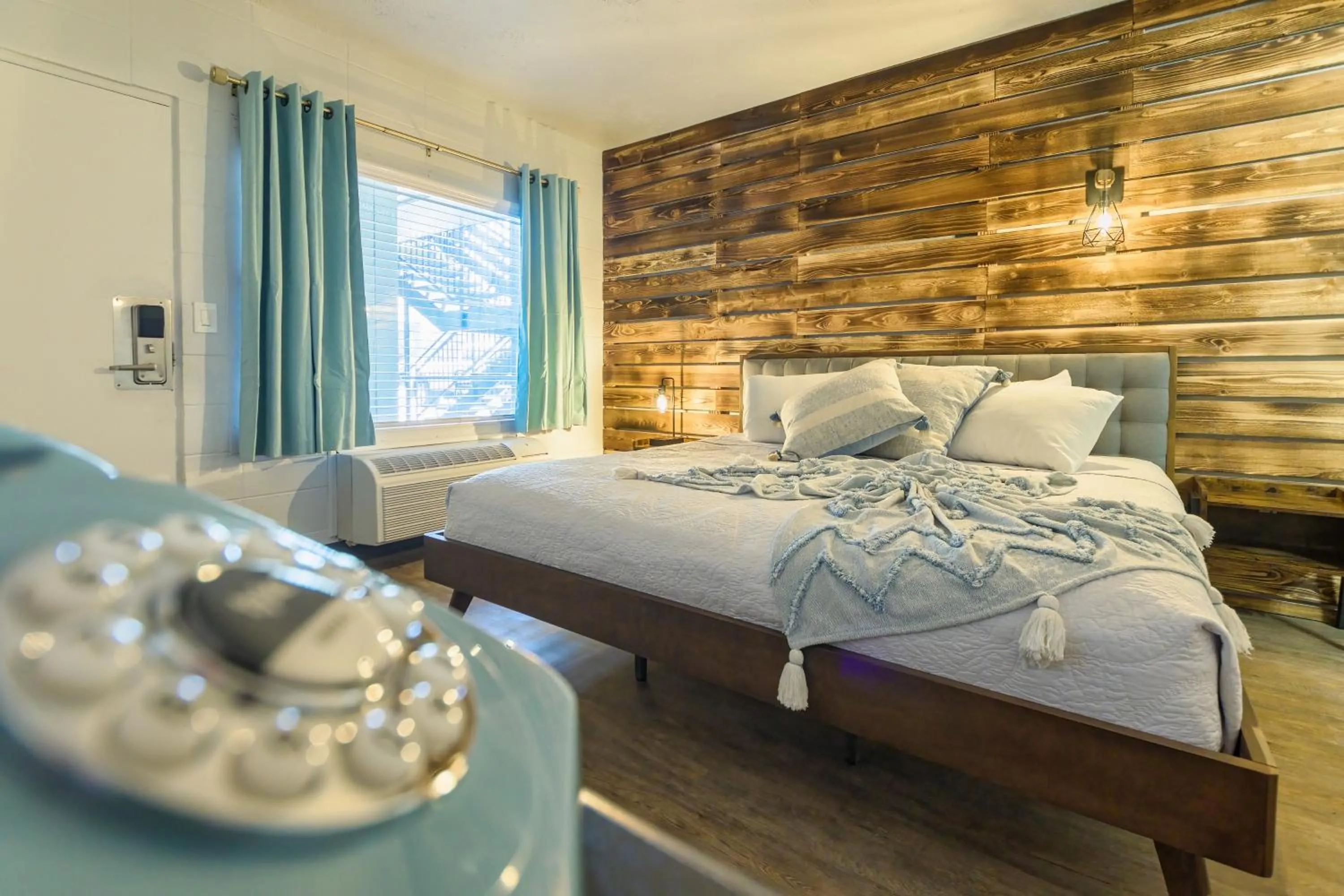 Photo of the whole room in Bel Aire Motel