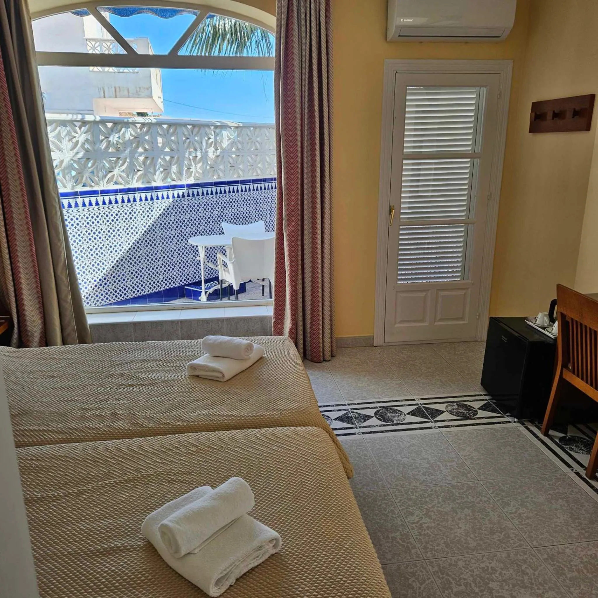 Marazul By Fitzgeralds