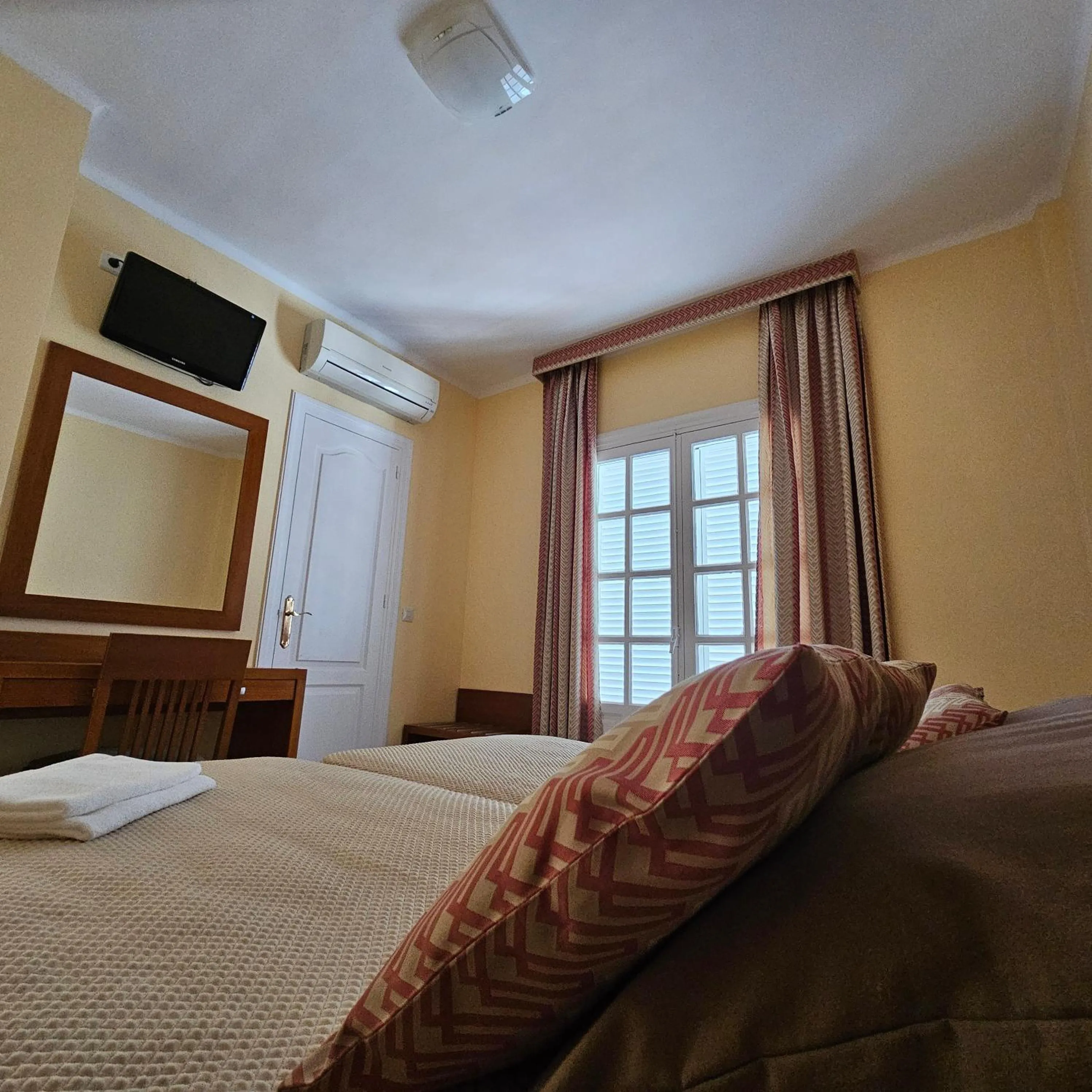 Marazul By Fitzgeralds