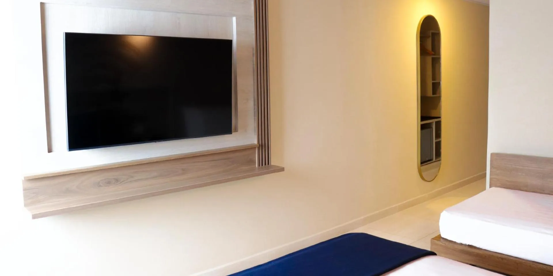 Photo of the whole room, Bed in Hotel Caribbean by On vacation