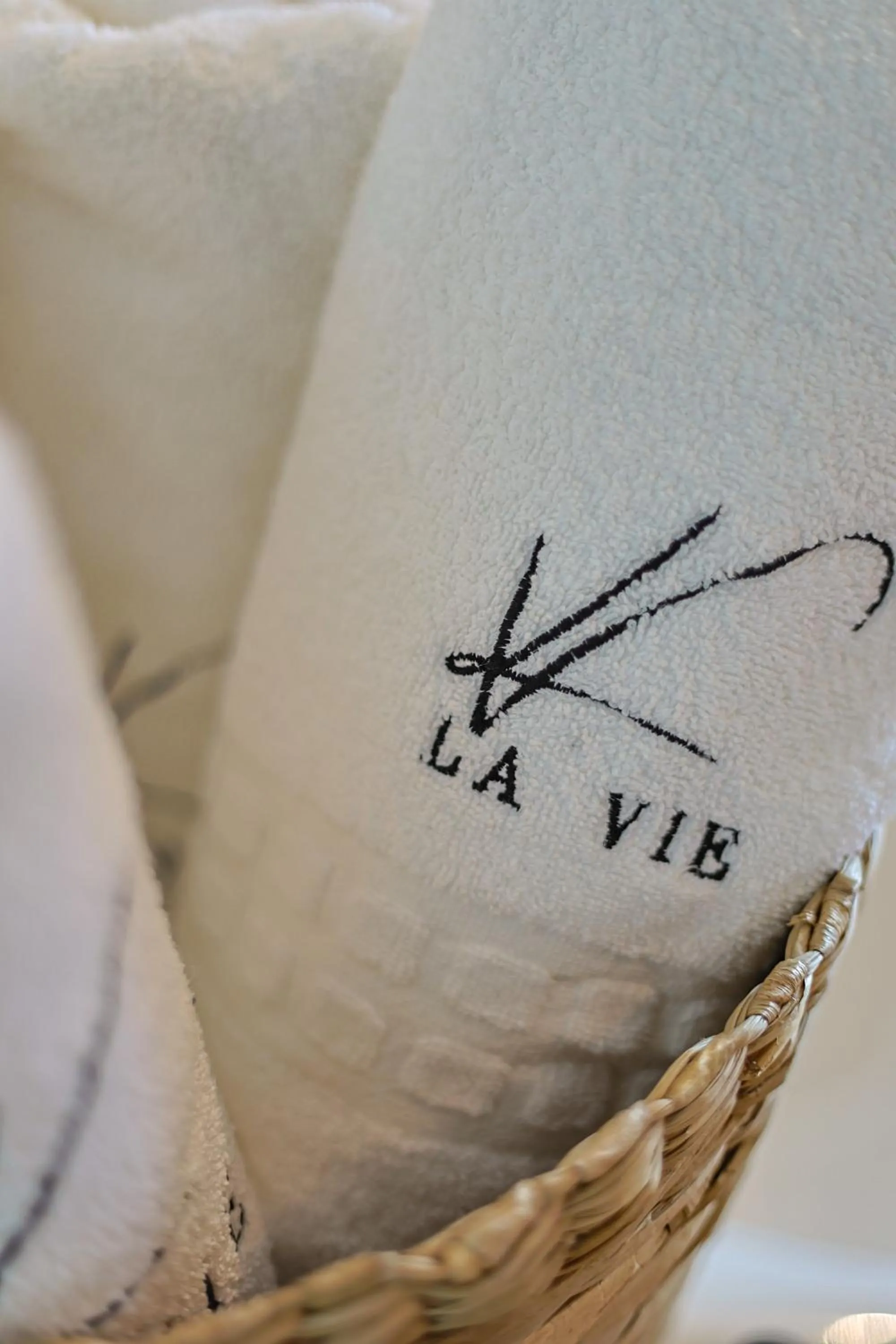 Property logo or sign in La Vita Pousada de Charme