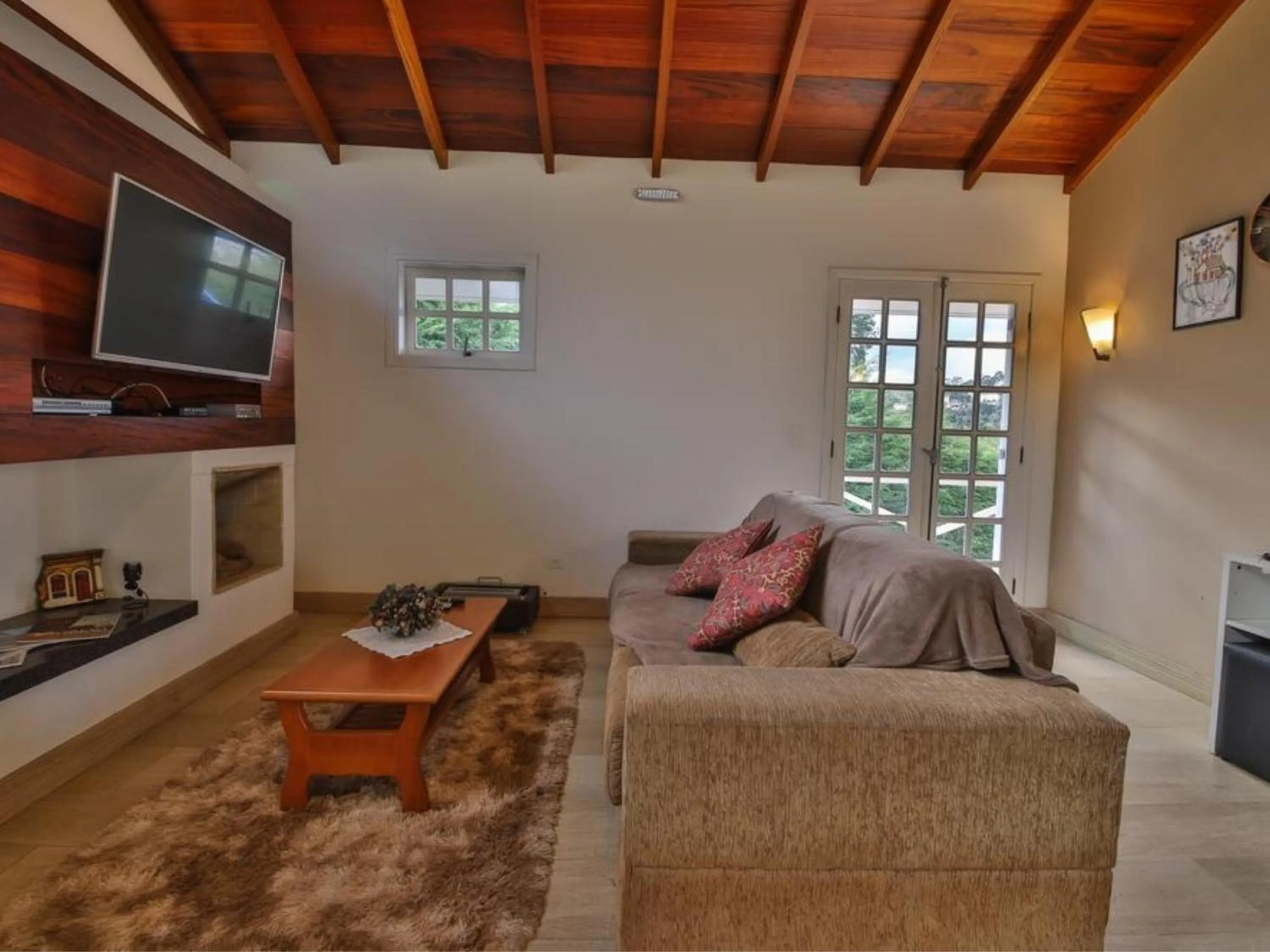 TV and multimedia in La Vita Pousada de Charme