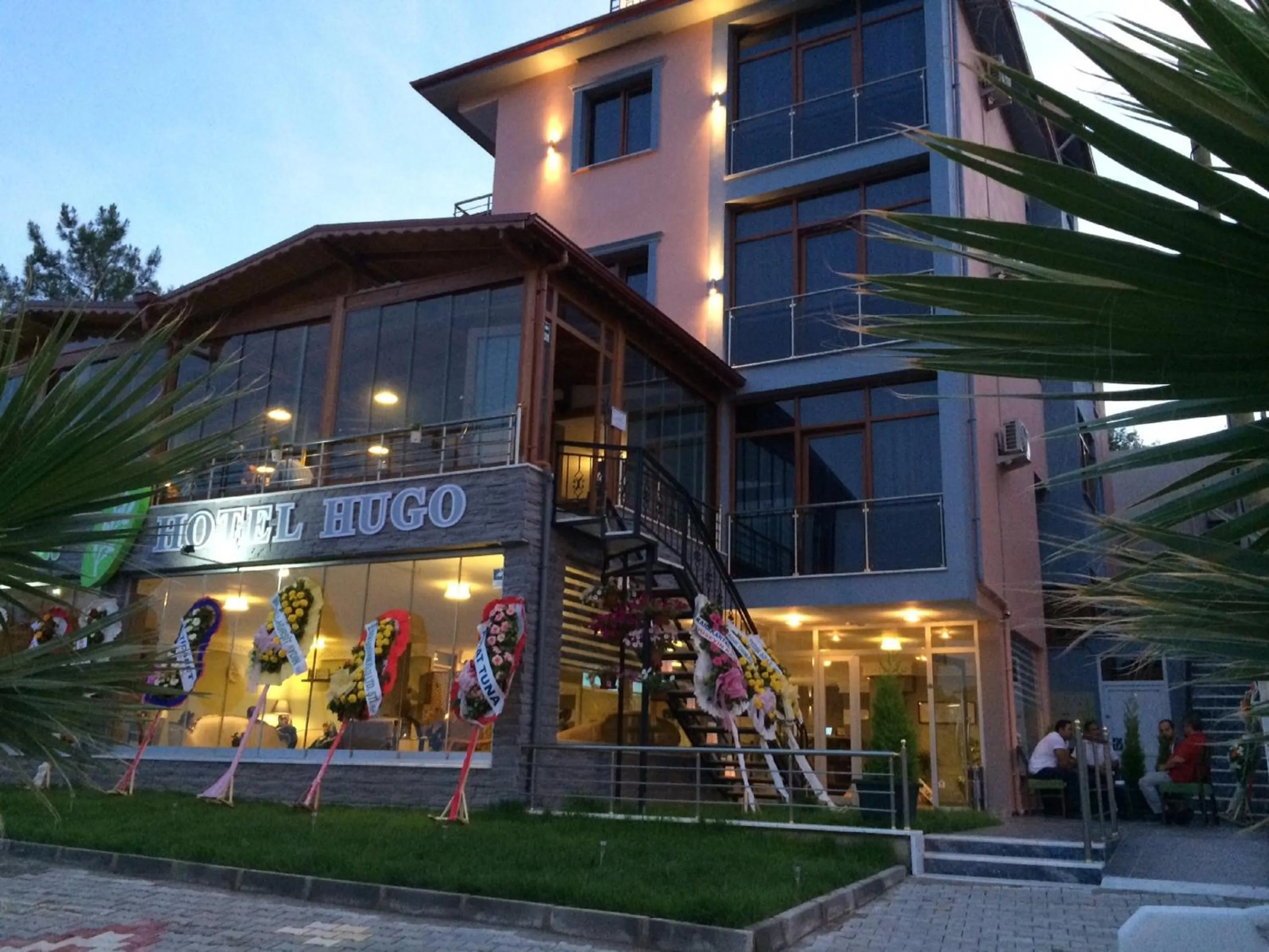 Facade/entrance in Hotel Hugo