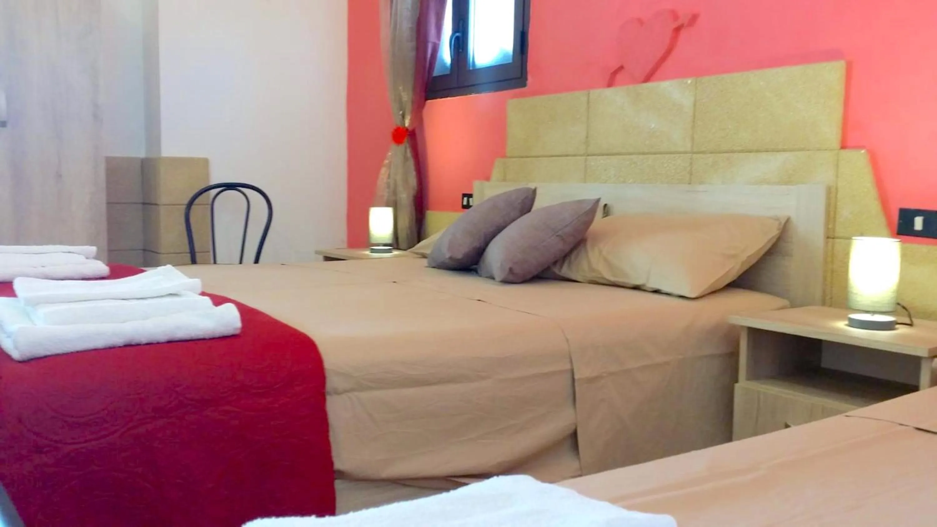 Photo of the whole room, Bed in Il mondo dei sogni