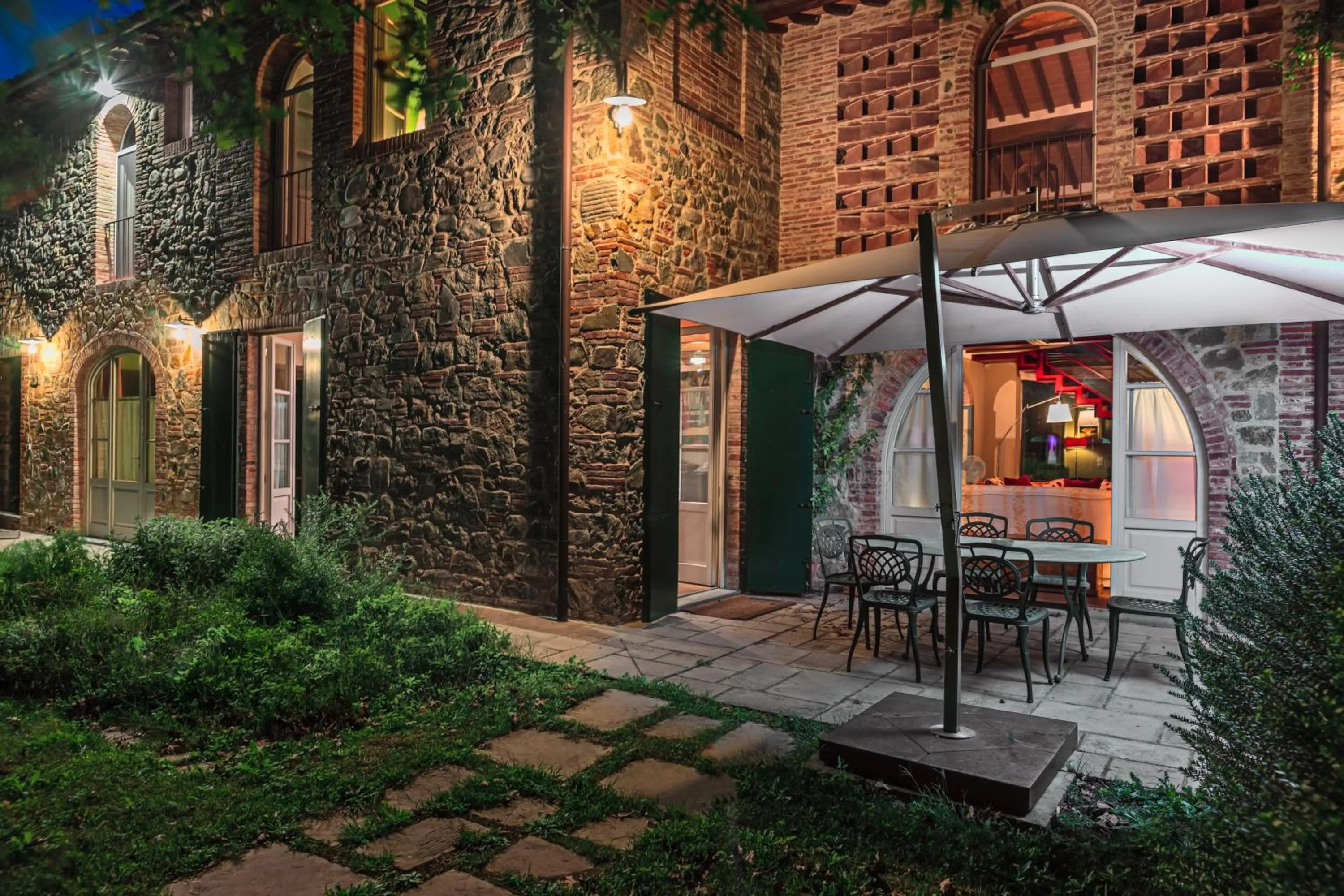 Facade/entrance in Villa Gourmet