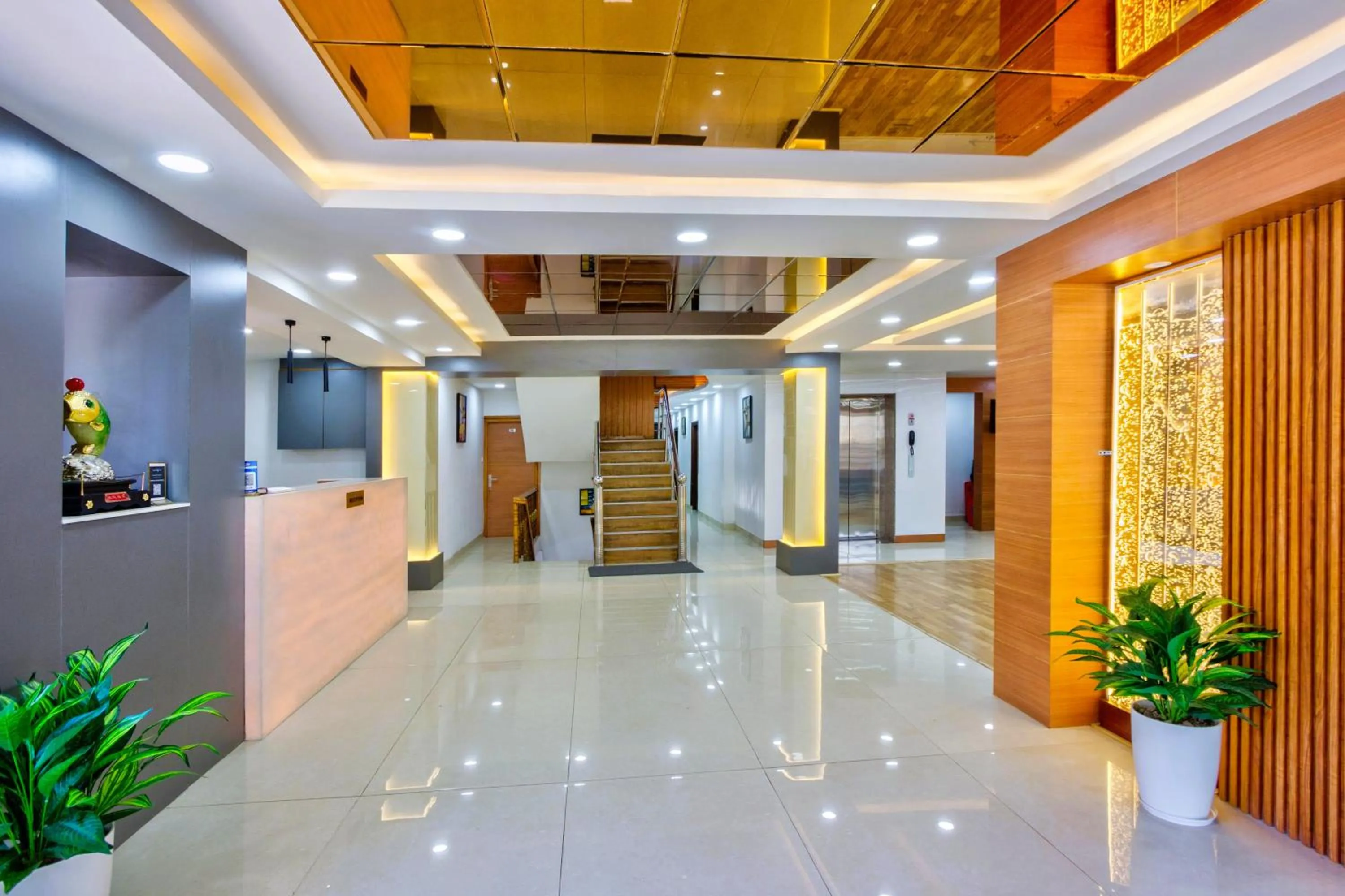 Lobby or reception in Hotel Greenfields