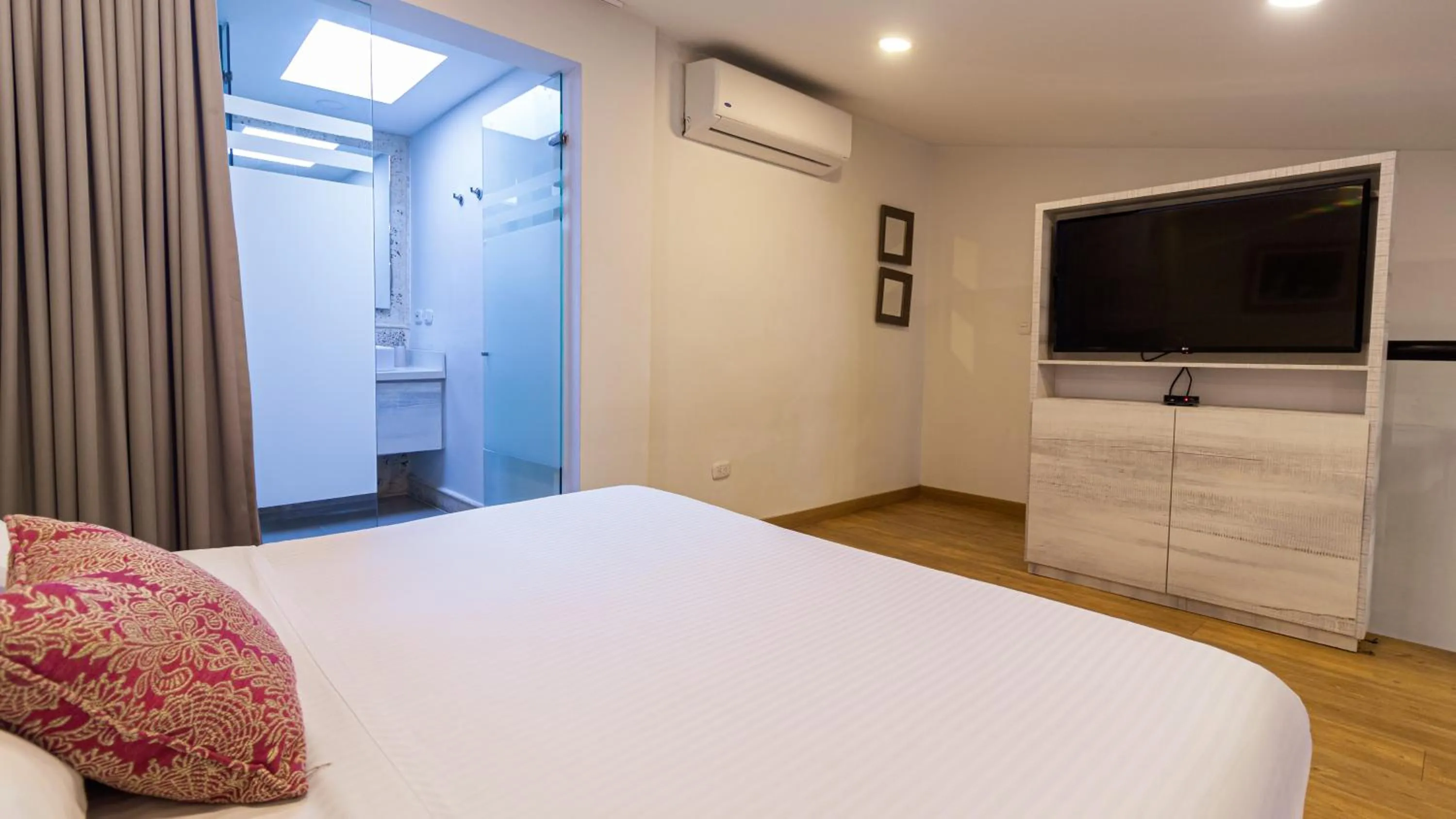 Bedroom, Bed in Cartagena Suites de Manga