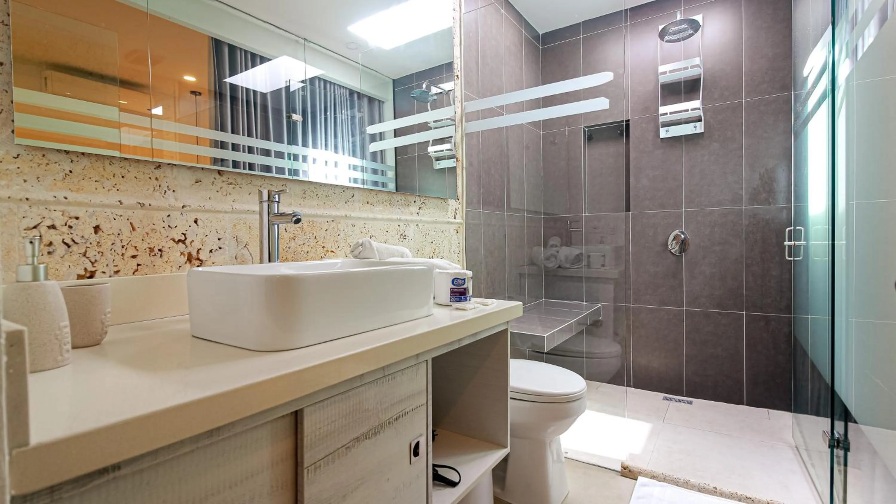 Bathroom in Cartagena Suites de Manga