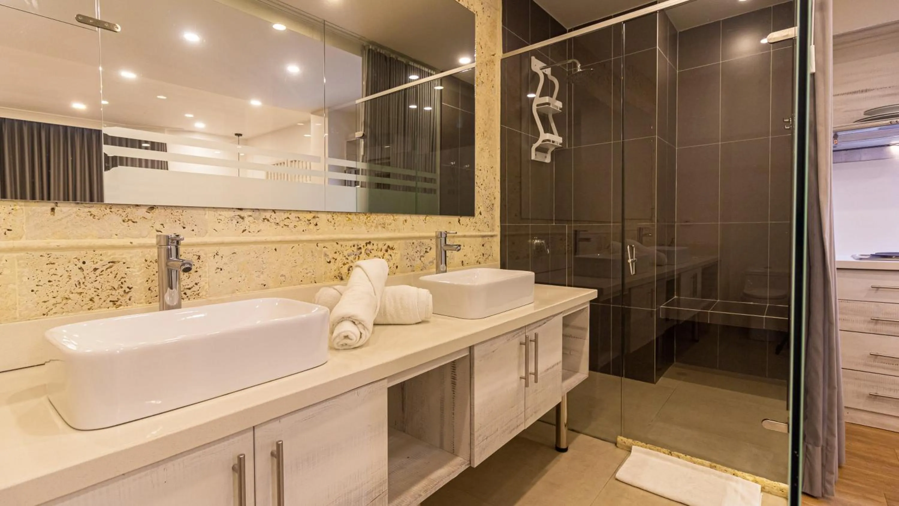 Bathroom in Cartagena Suites de Manga