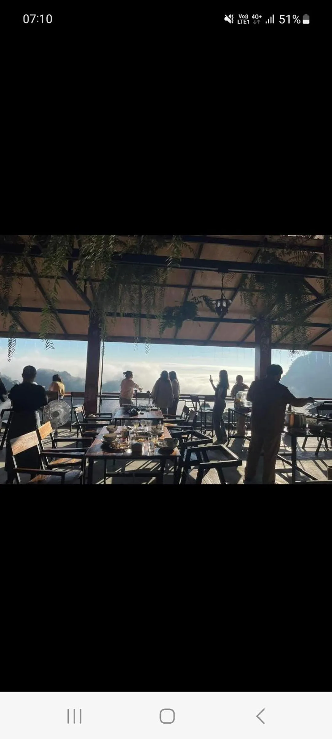 Dining area in Oasis Phamee