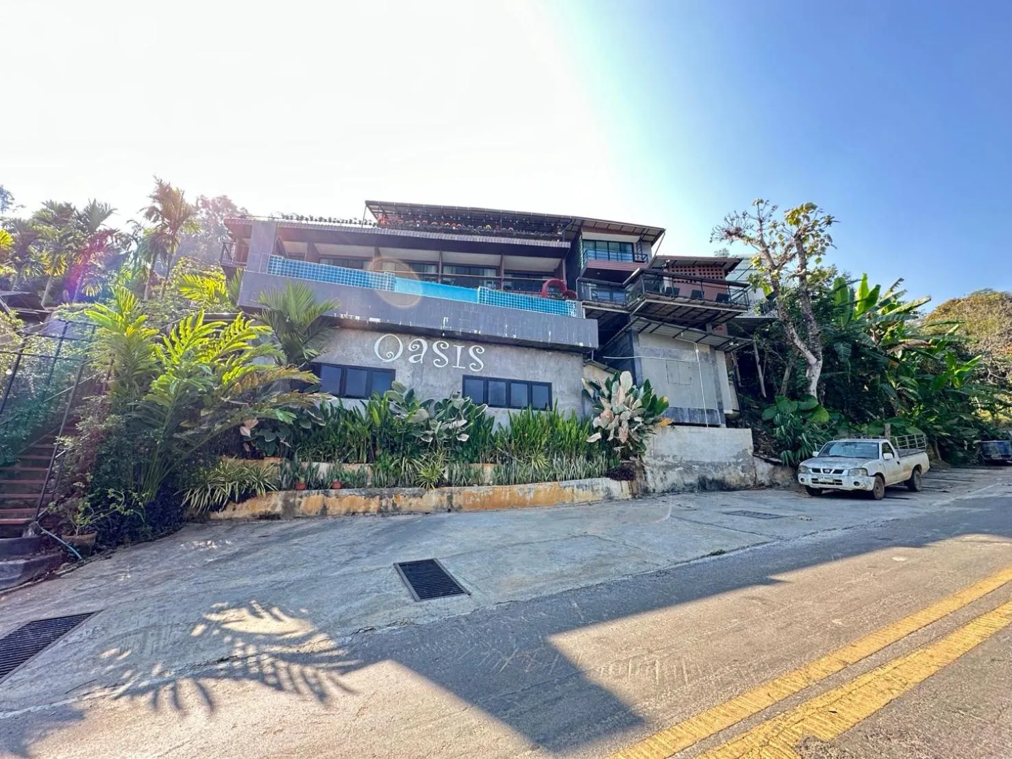 Property building in Oasis Phamee