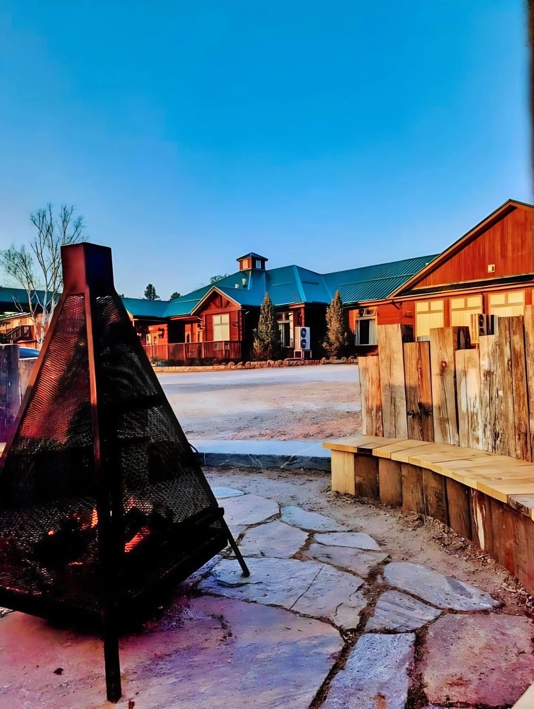 flat iron in Terrace Suites