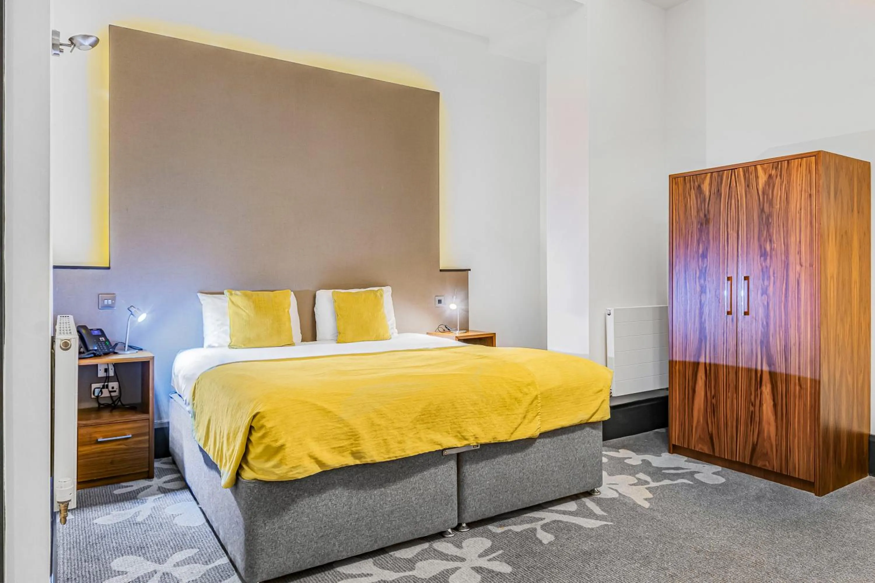 Bed in The Ainscow Hotel