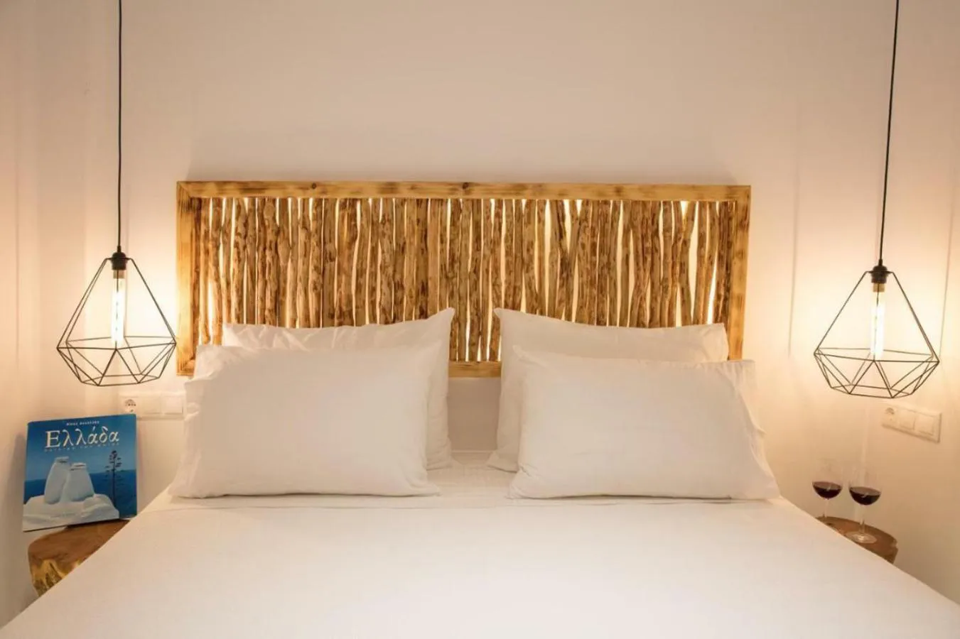 Bed in Casa Centro Suites Mykonos