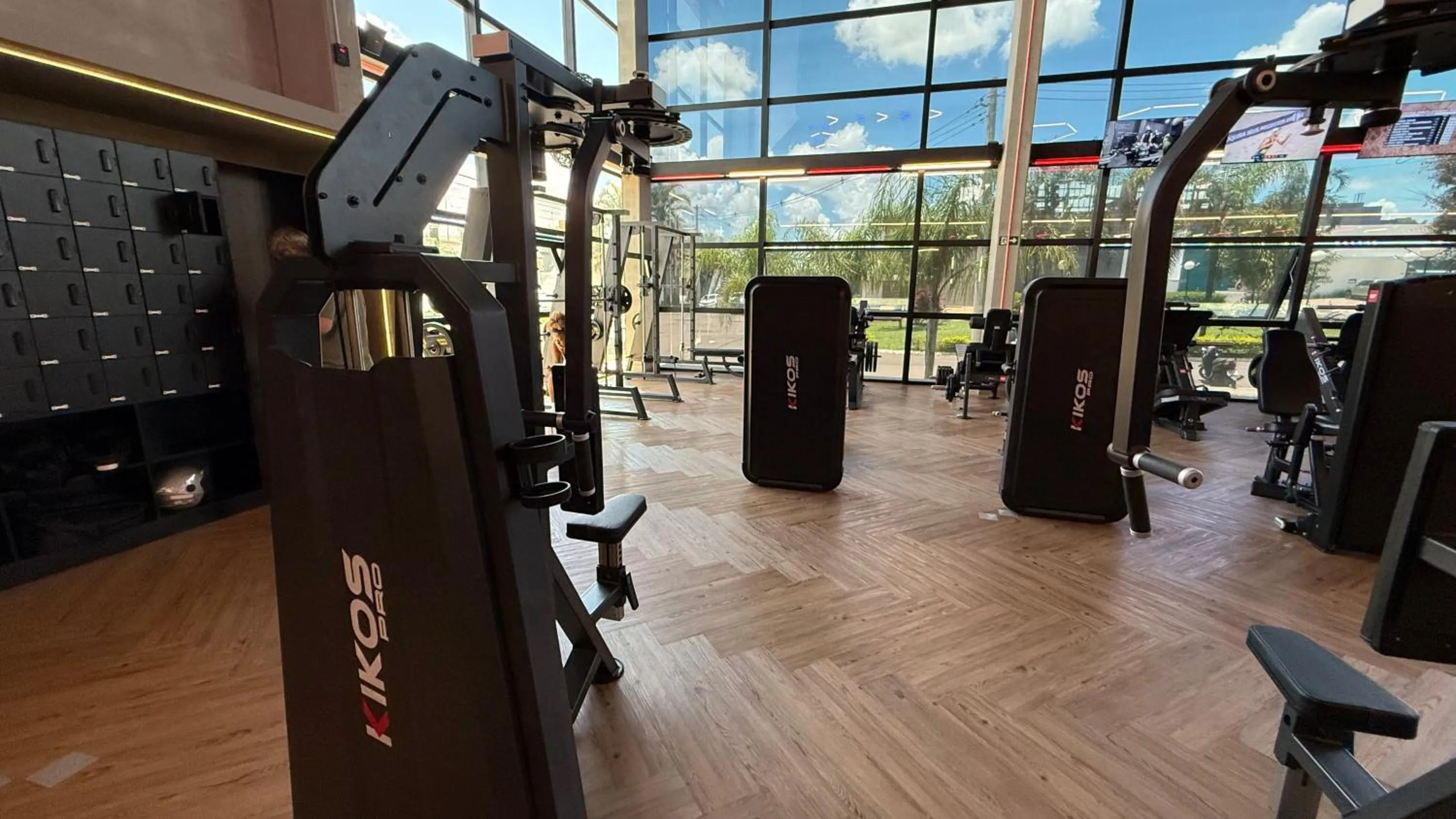 Fitness centre/facilities in Momax Hotel